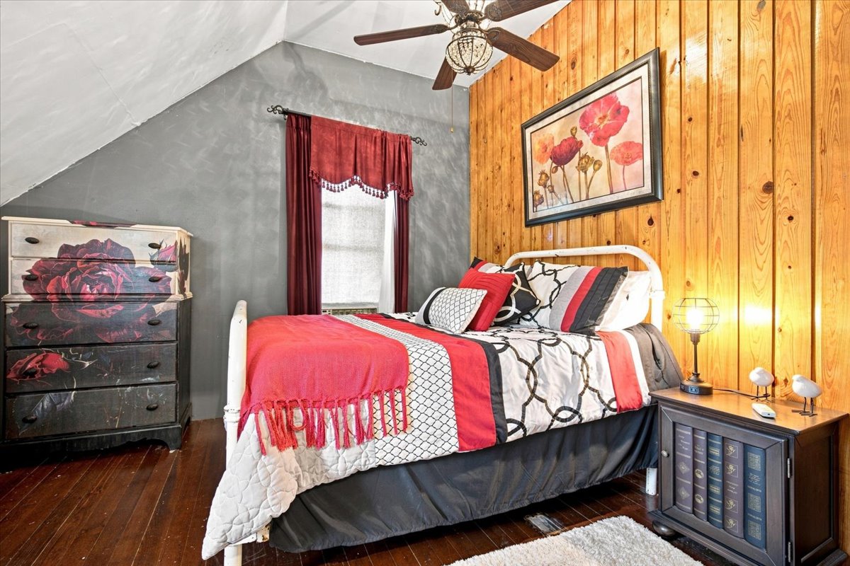 407 Seven Springs Tishomingo OK 73460