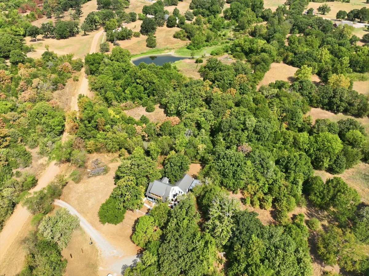 407 Seven Springs Tishomingo OK 73460