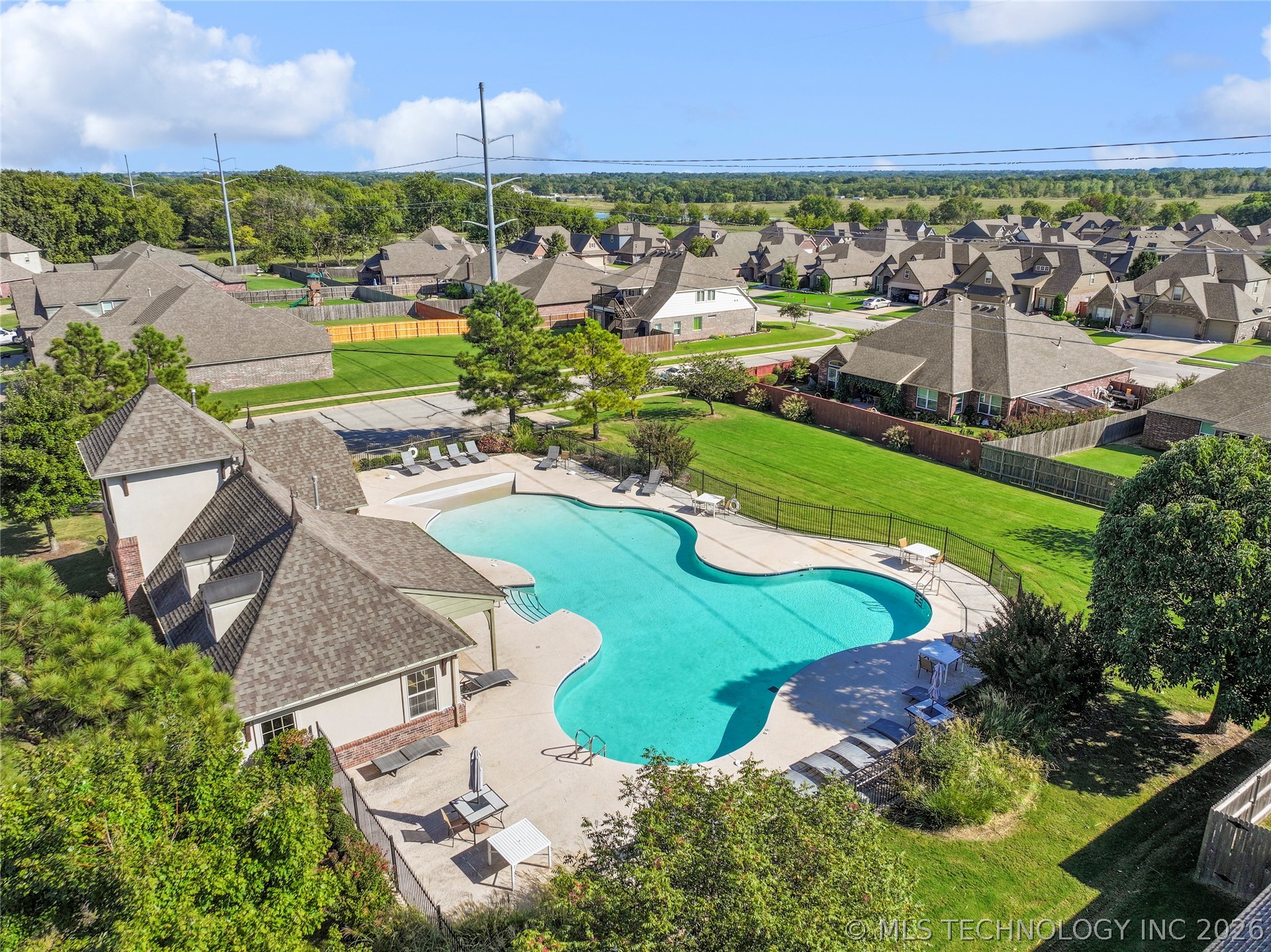 3703 S 13th Place Broken Arrow OK 74011