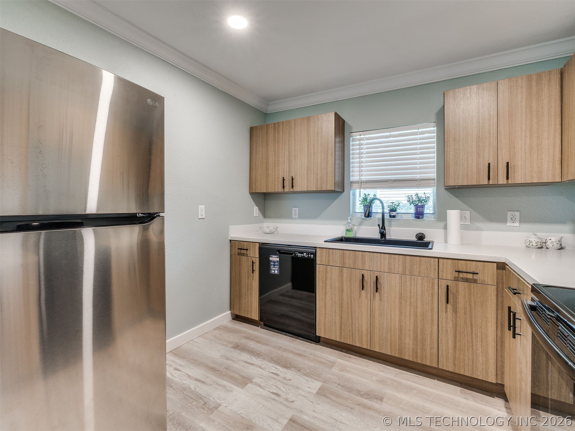 306 N Grant Avenue Sand Springs OK 74063