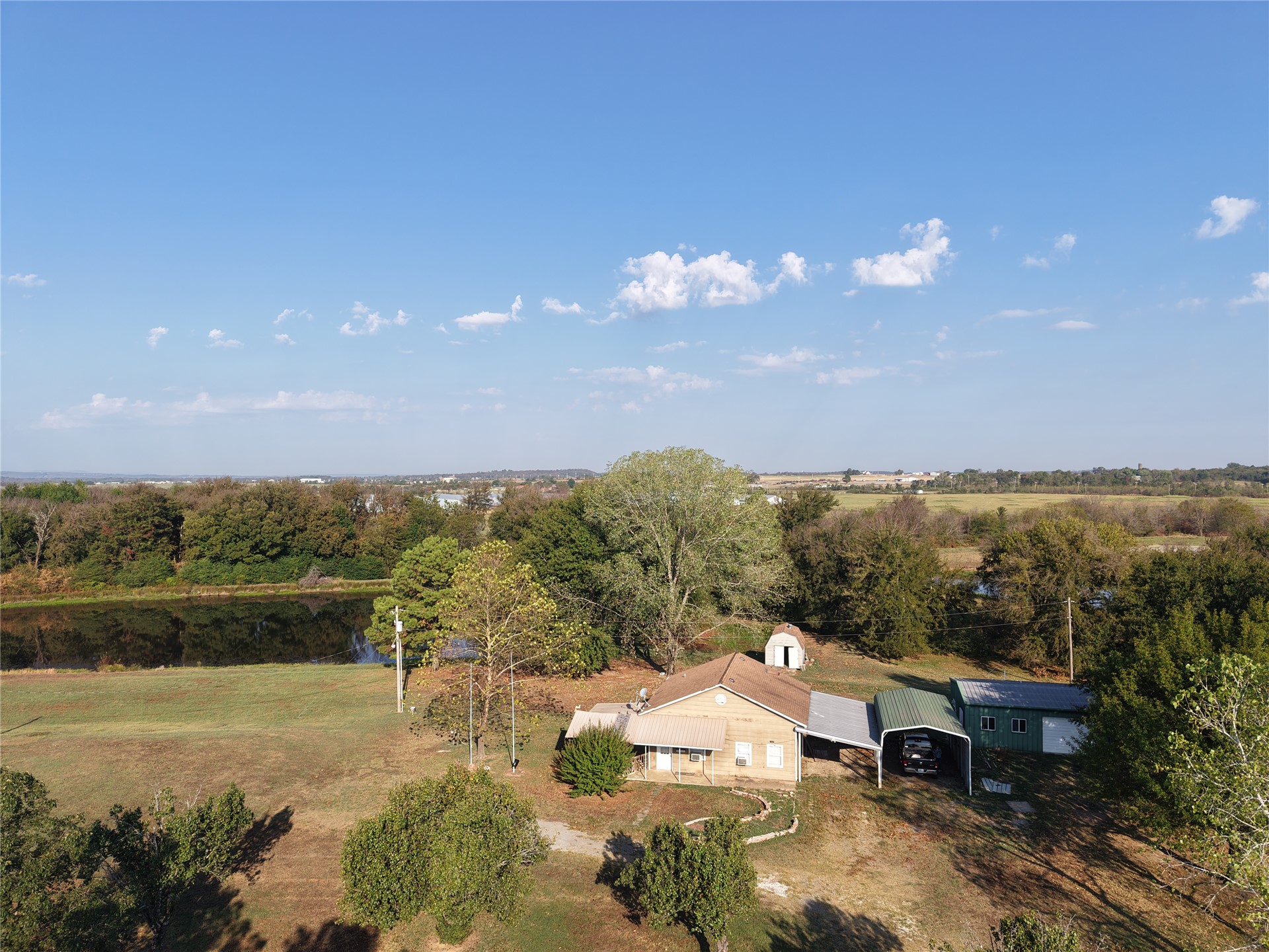 27475 Hwy 112 Old Cameron OK 74932