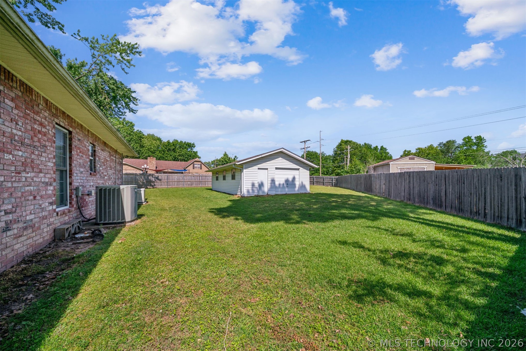 1307 N Douglas Drive Claremore OK 74017