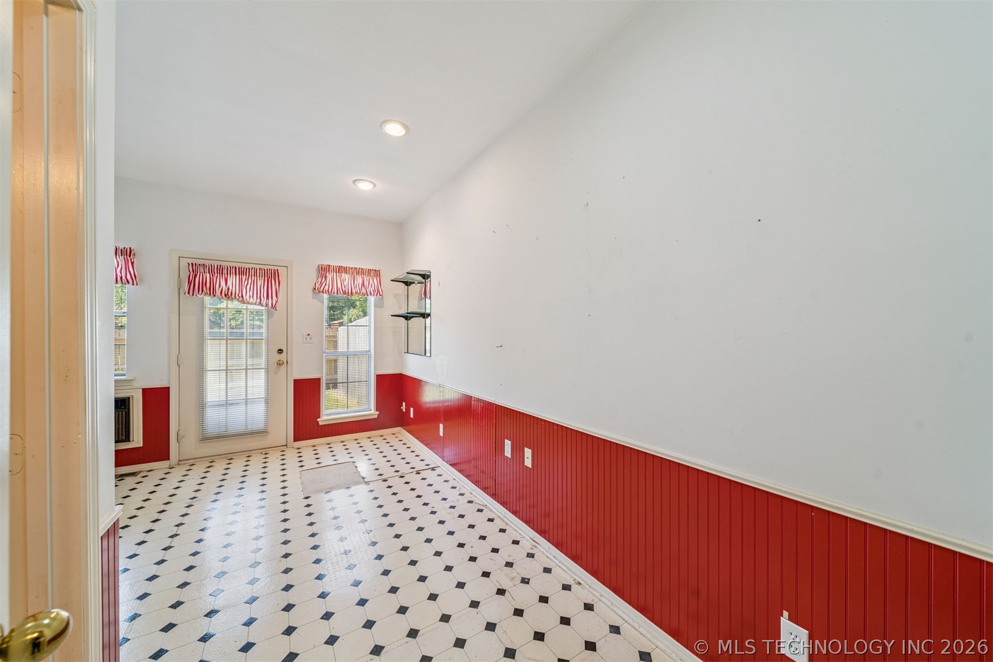1307 N Douglas Drive Claremore OK 74017