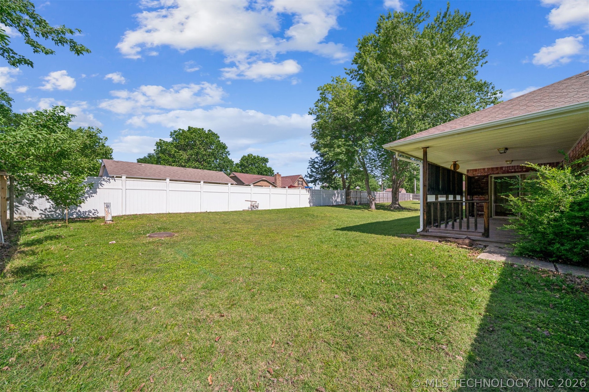 1307 N Douglas Drive Claremore OK 74017