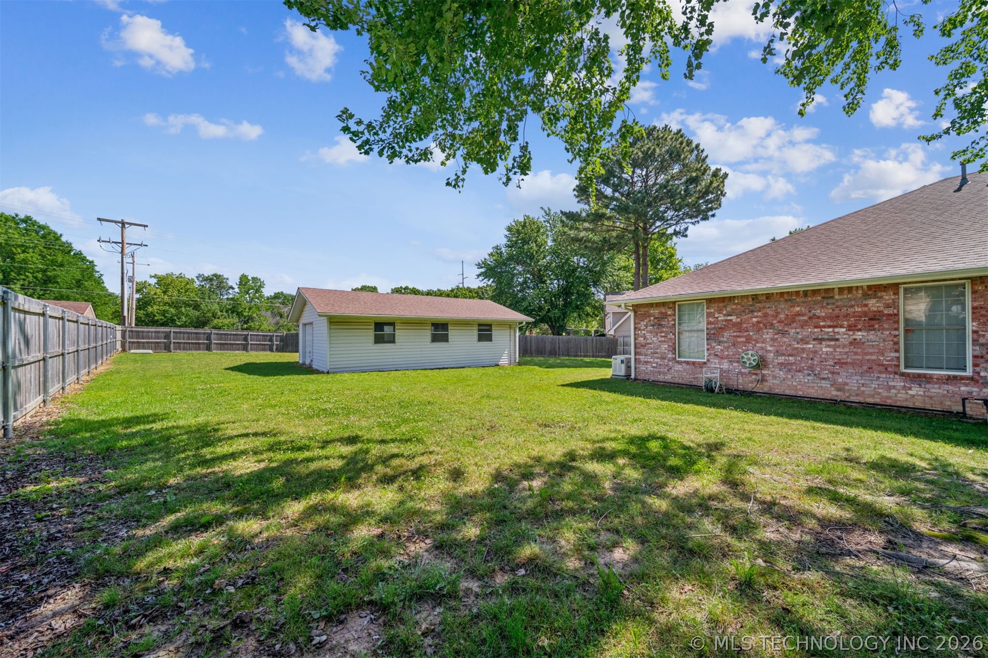 1307 N Douglas Drive Claremore OK 74017