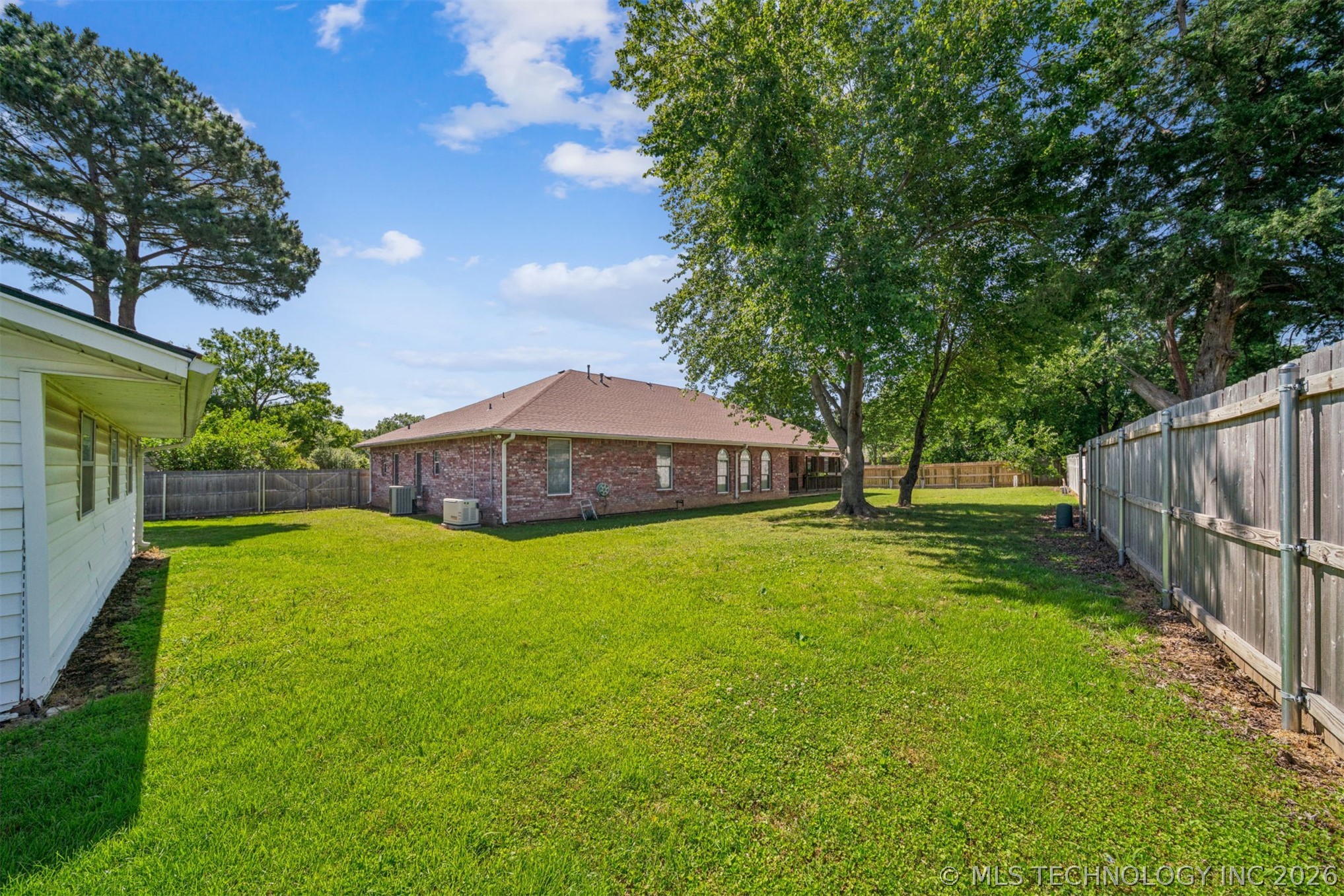 1307 N Douglas Drive Claremore OK 74017