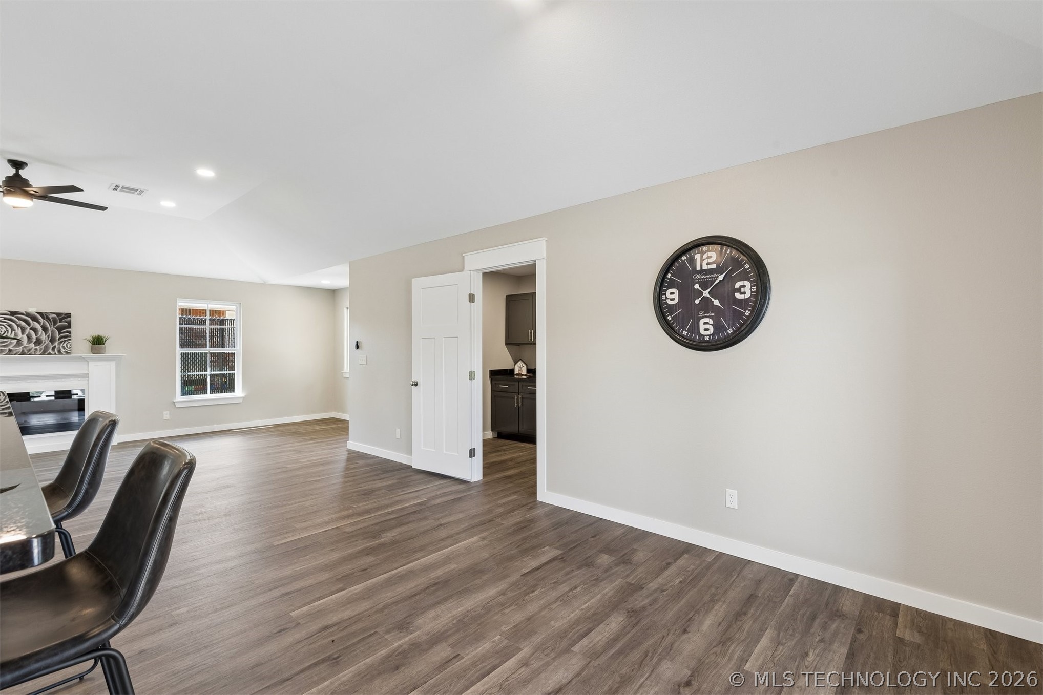 107 W Vine Street Cushing OK 74023