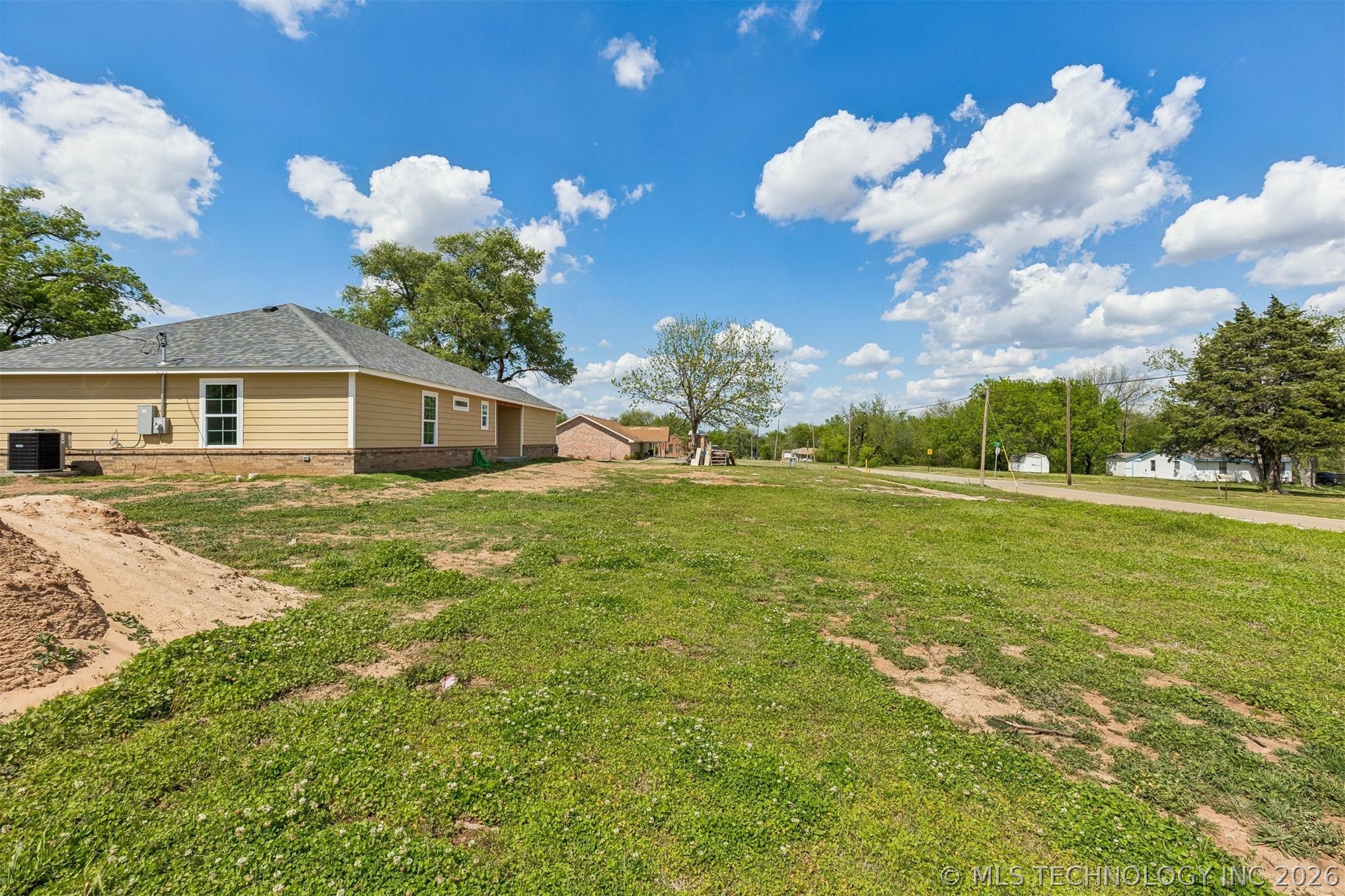 107 W Vine Street Cushing OK 74023