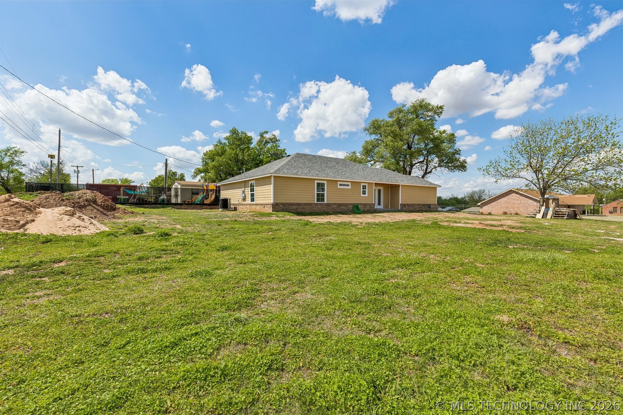 107 W Vine Street Cushing OK 74023