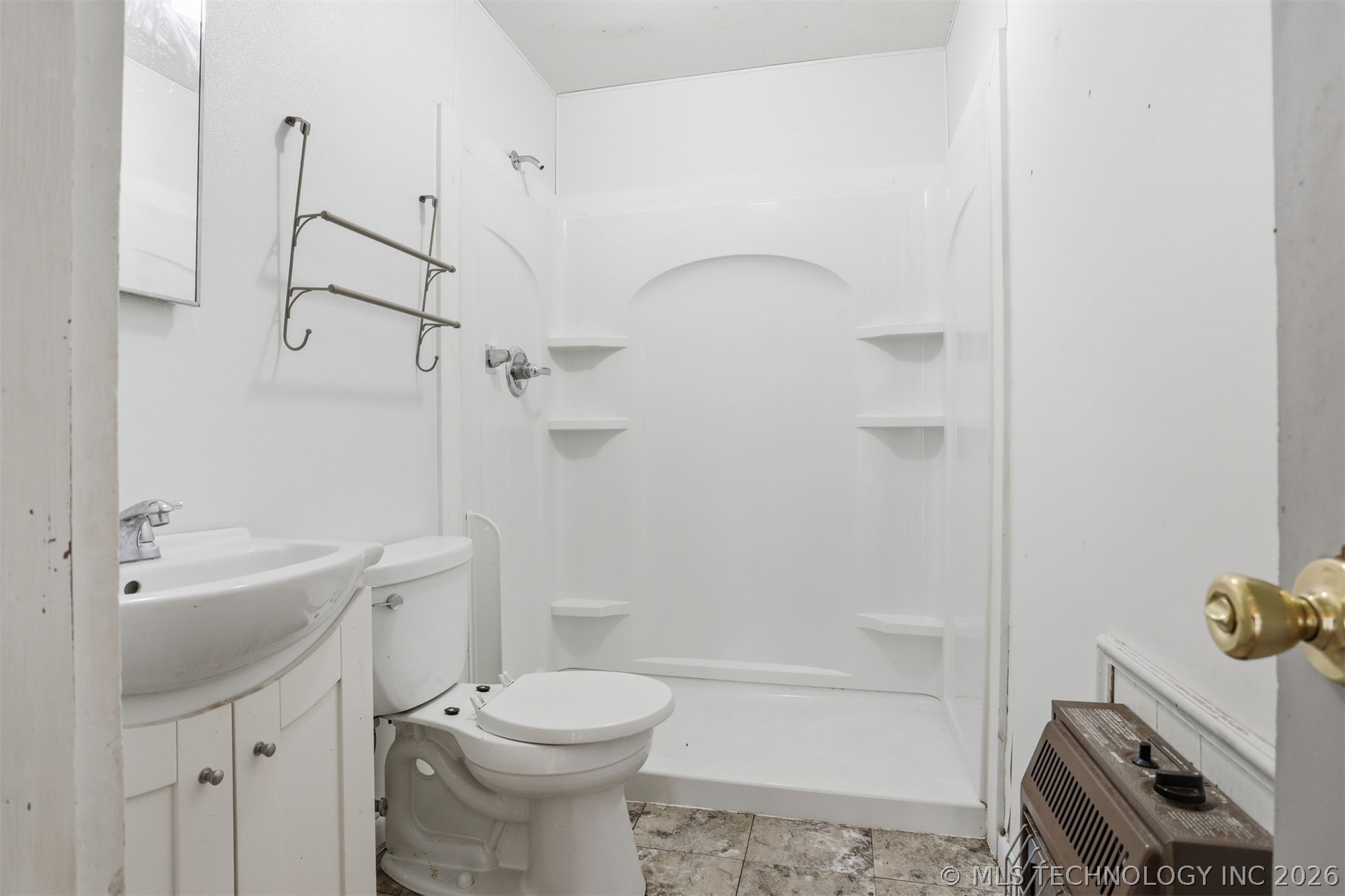103 W 20th Street Tishomingo OK 73460