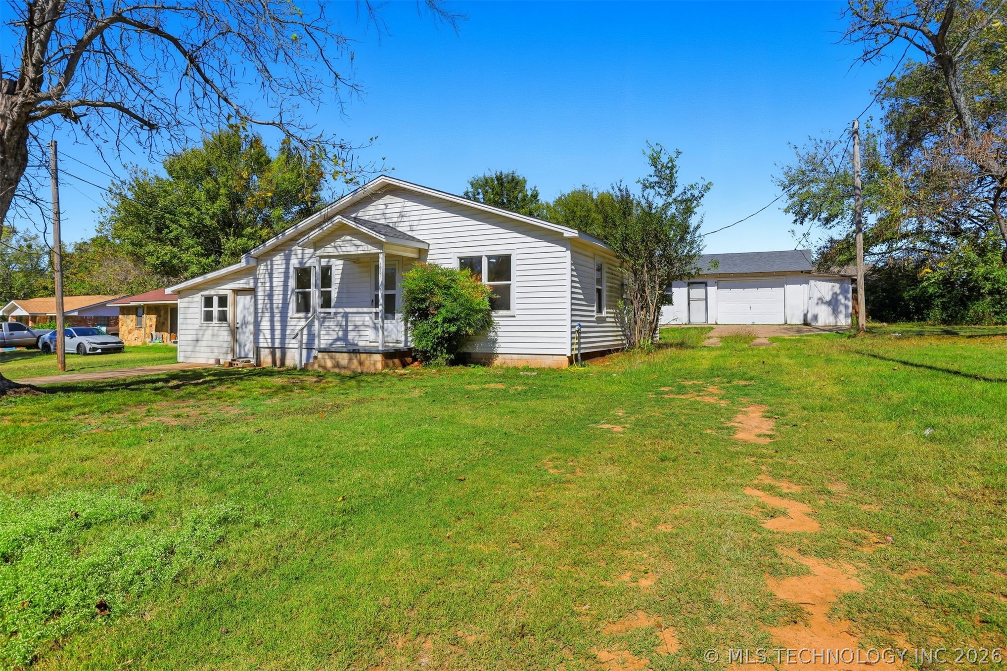 103 W 20th Street Tishomingo OK 73460