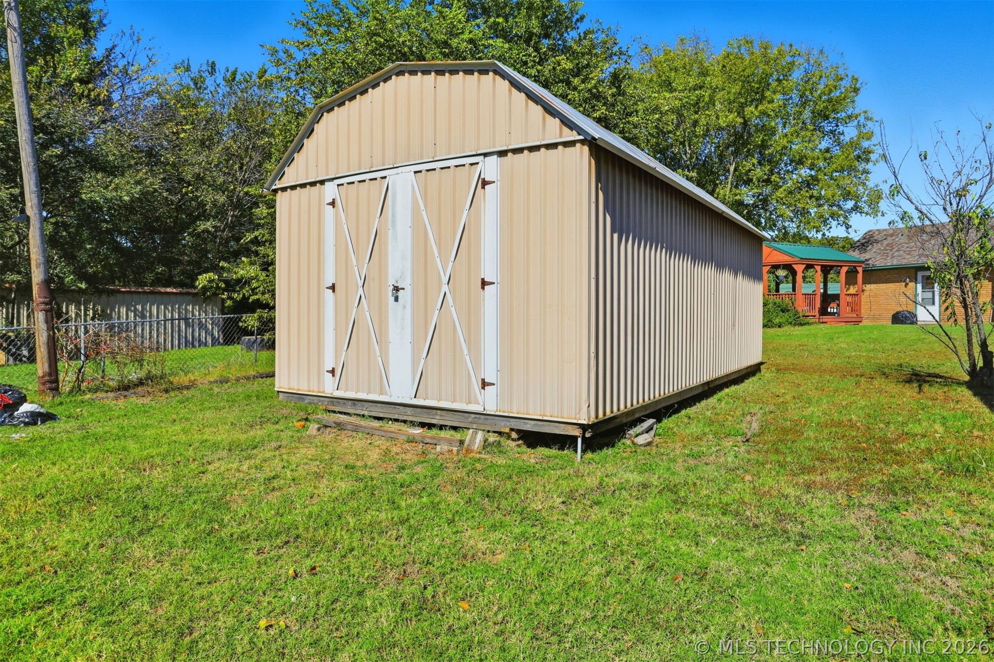 103 W 20th Street Tishomingo OK 73460