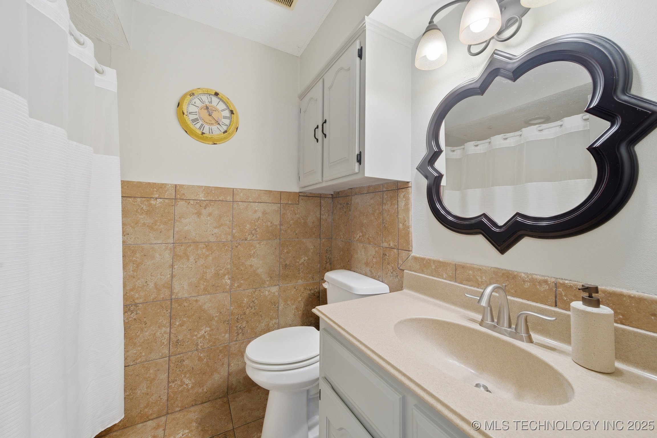 1101 N Navajo Chouteau OK 74337