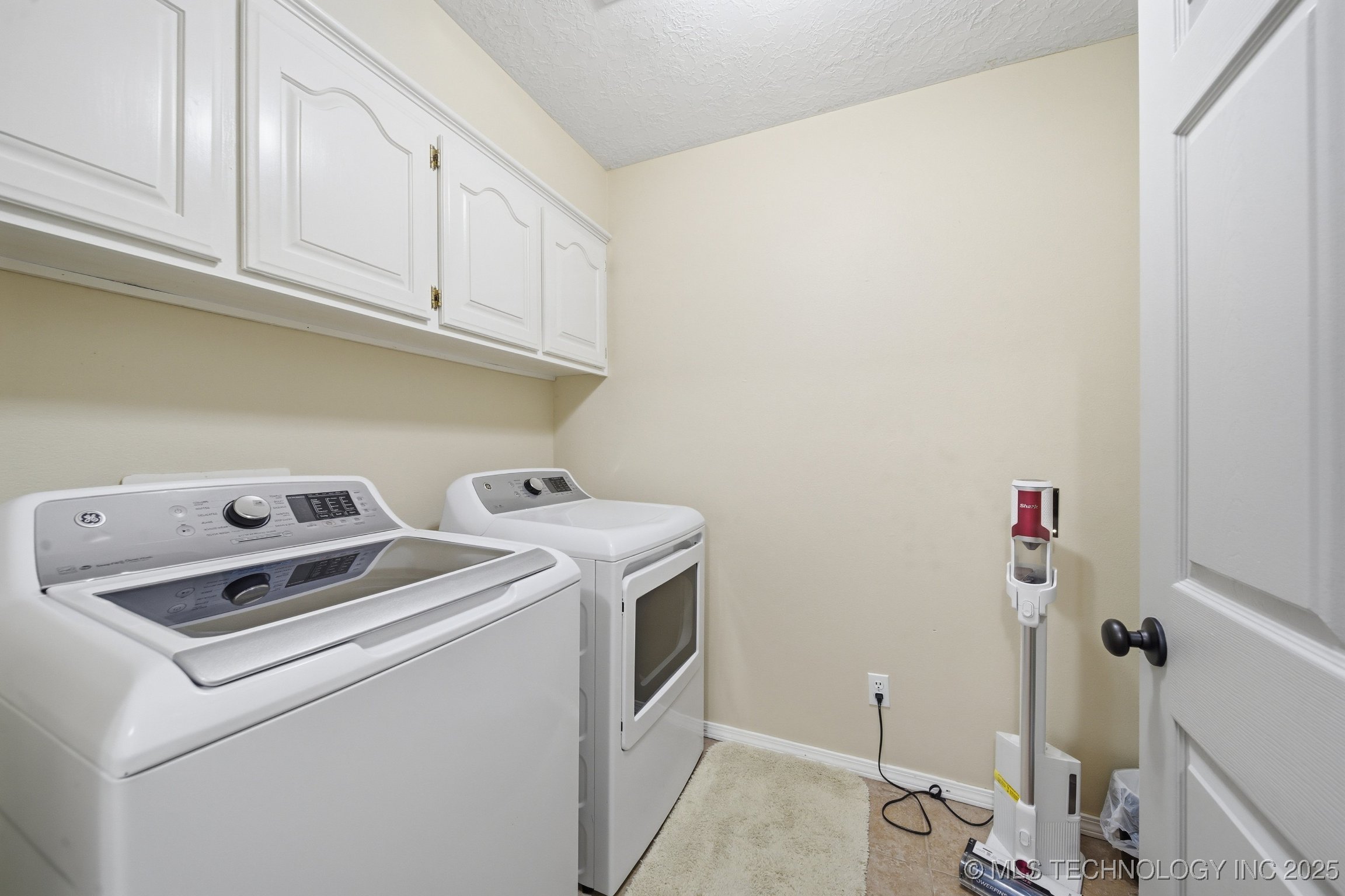 1101 N Navajo Chouteau OK 74337