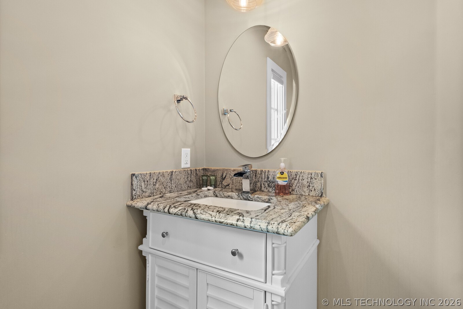 37119 S Cliff Crest Drive Vinita OK 74301