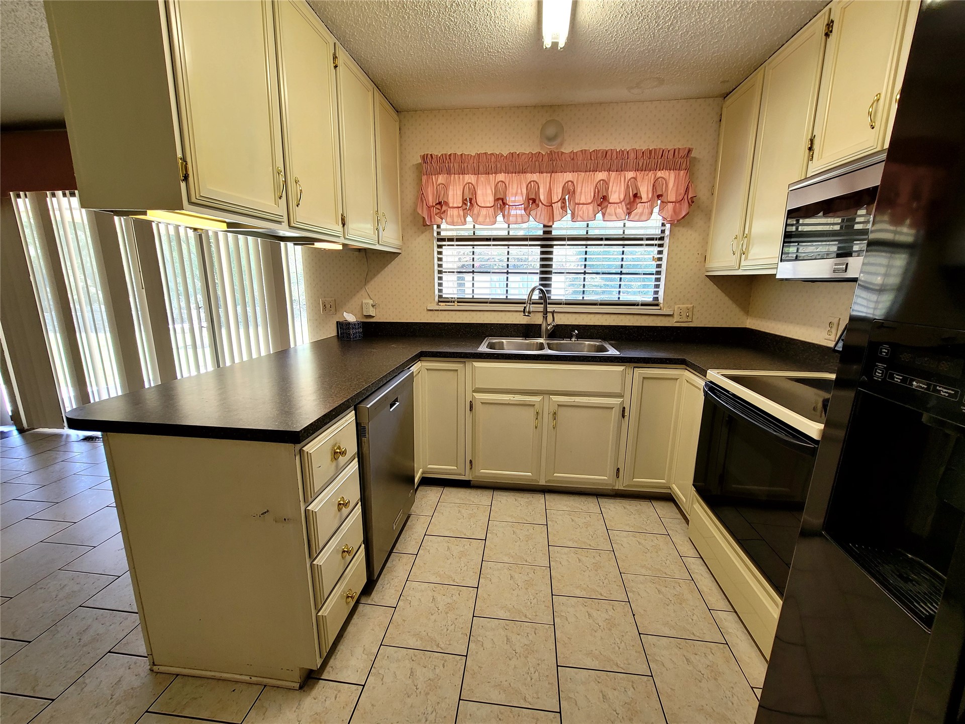 112 Meadowlark Eufaula OK 74432