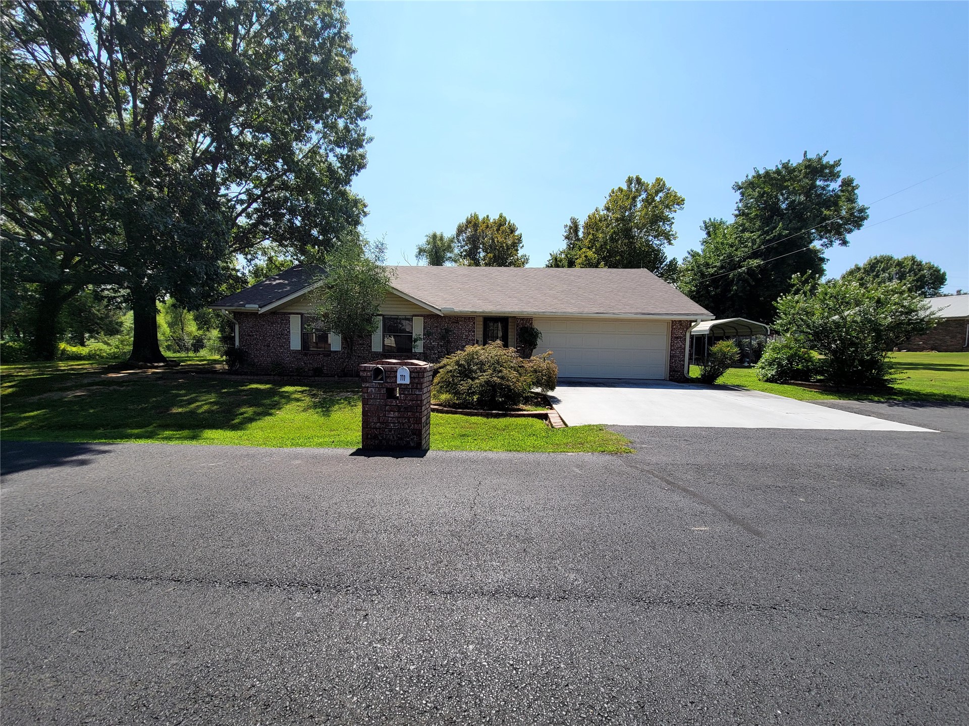 112 Meadowlark Eufaula OK 74432