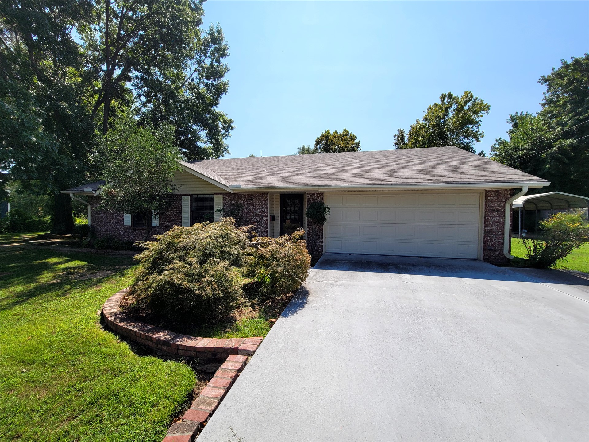 112 Meadowlark Eufaula OK 74432