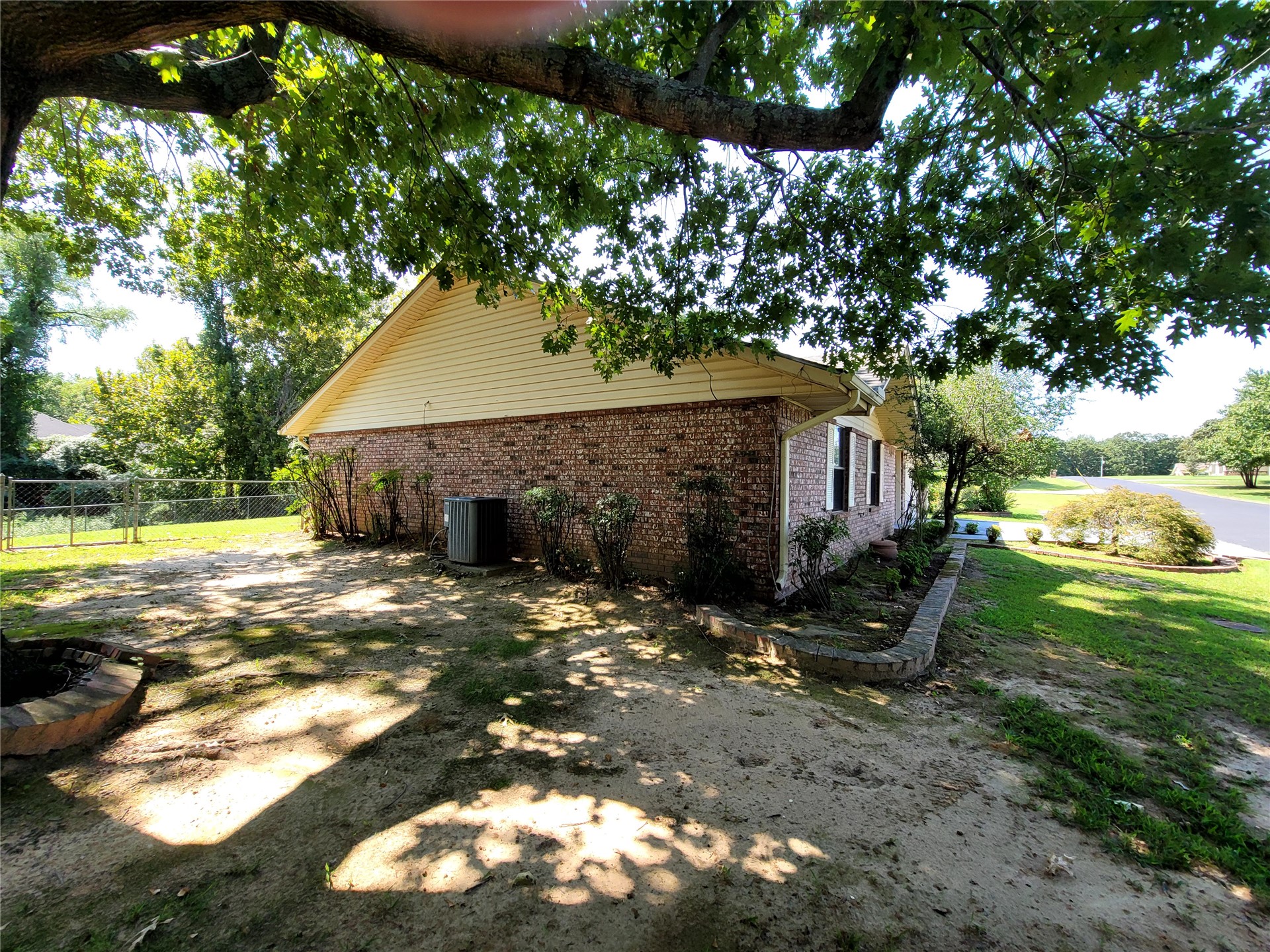 112 Meadowlark Eufaula OK 74432