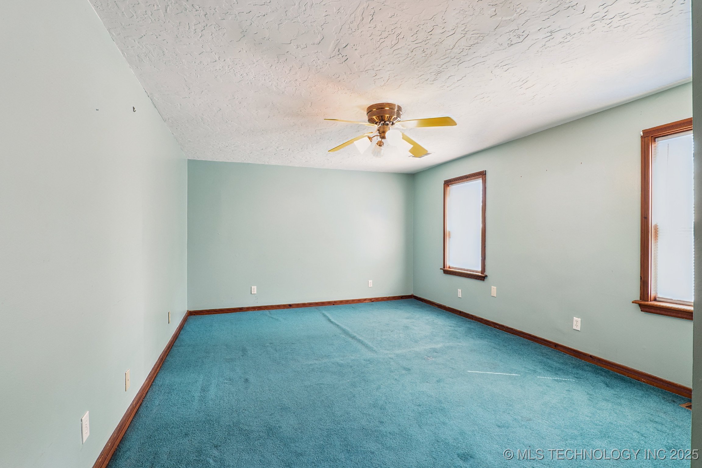 509 W 5th Street Grove OK 74344
