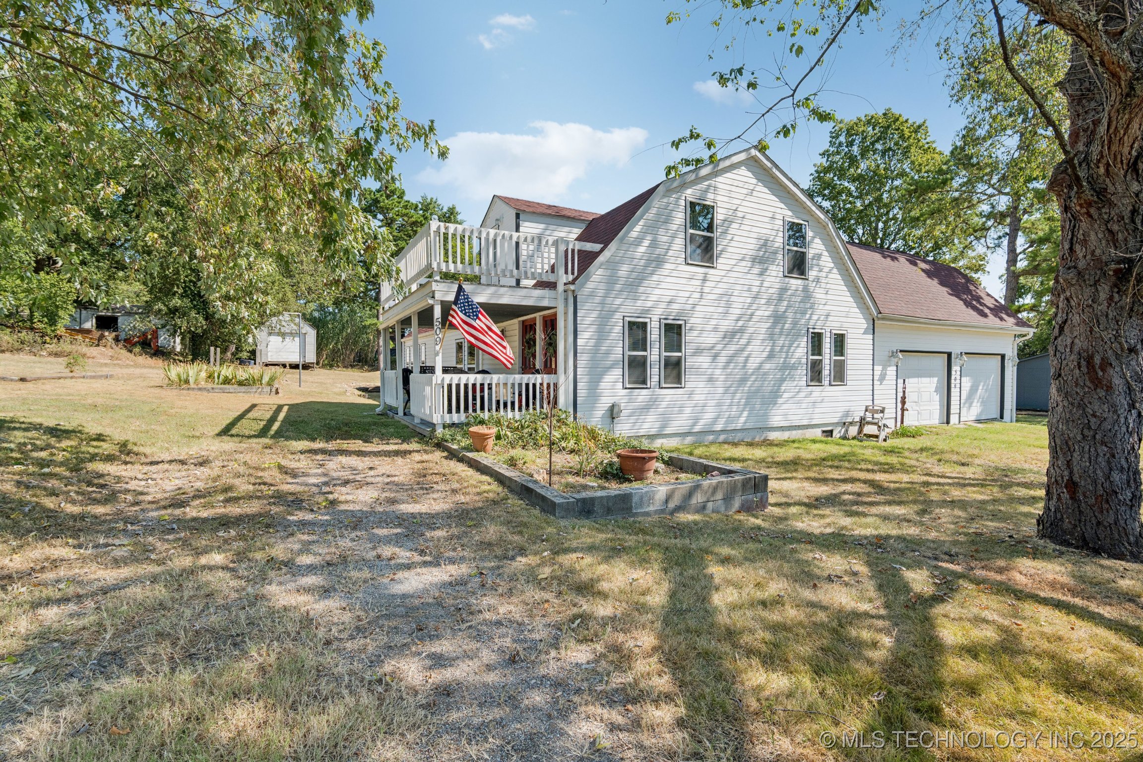 509 W 5th Street Grove OK 74344