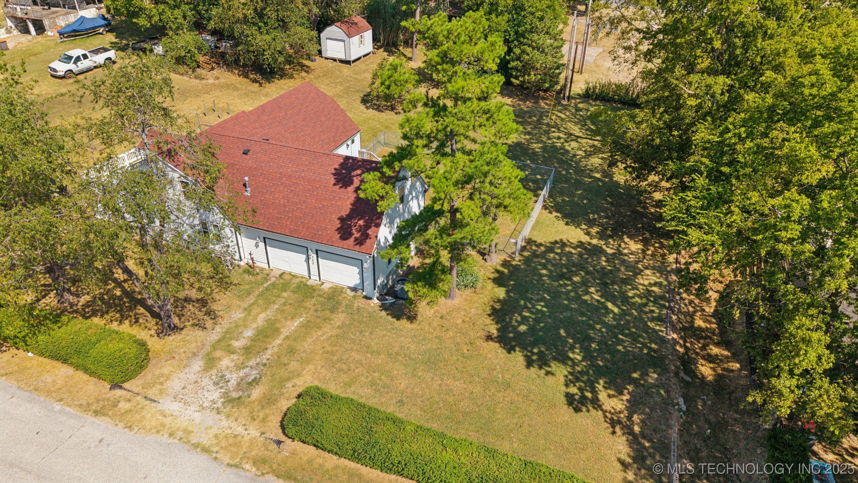 509 W 5th Street Grove OK 74344