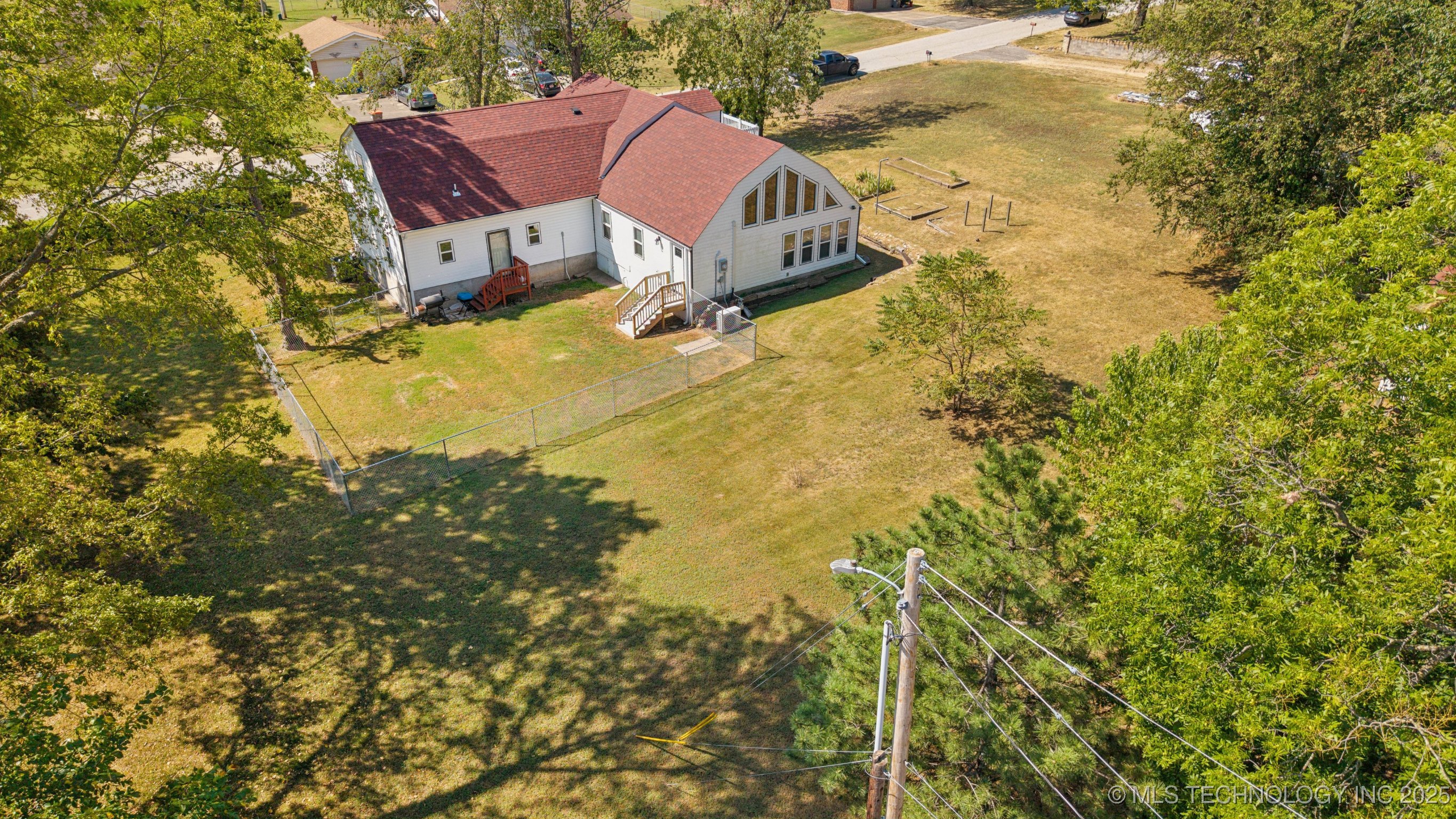 509 W 5th Street Grove OK 74344