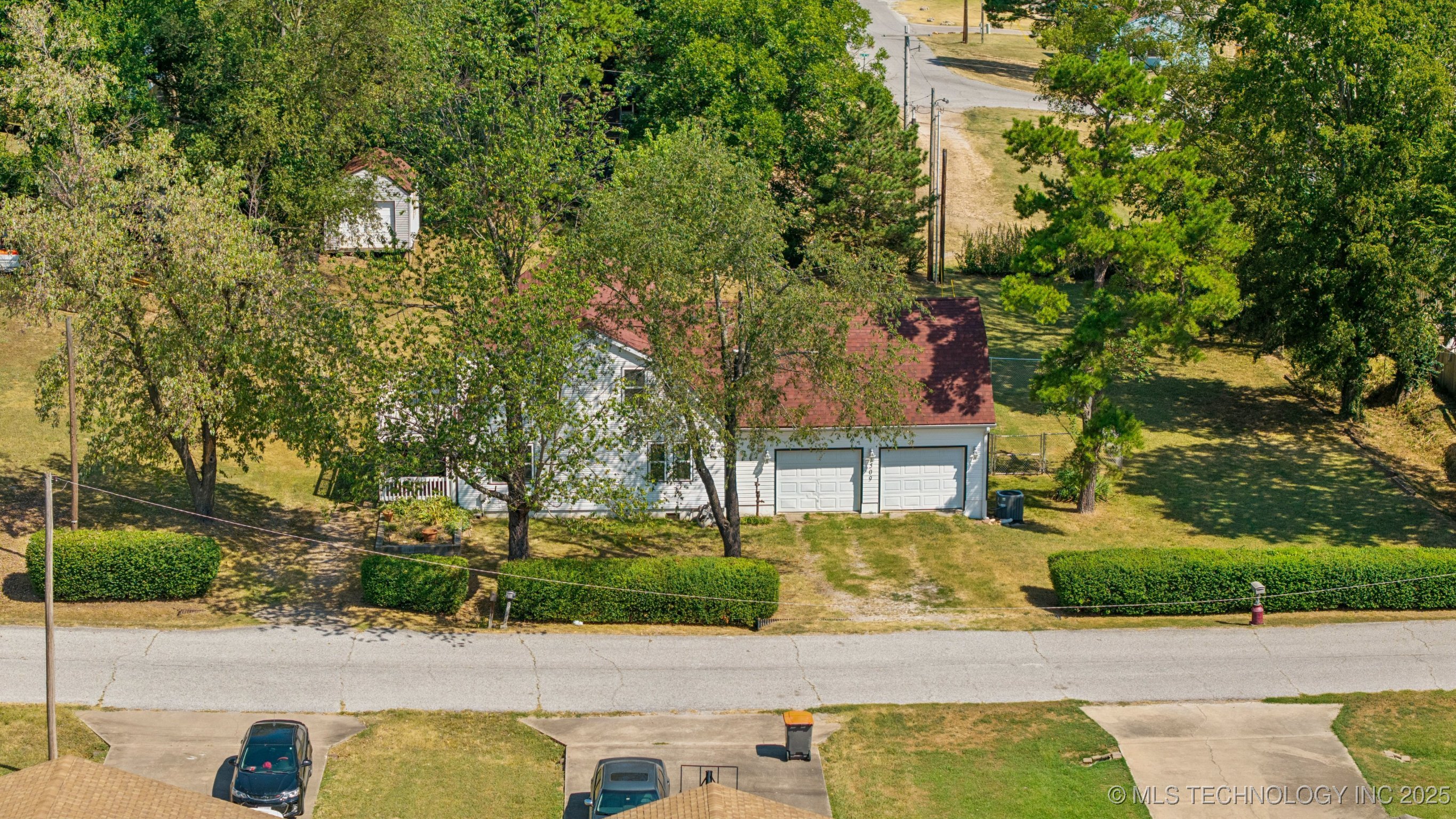 509 W 5th Street Grove OK 74344