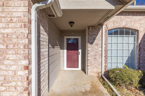 9213 E 90th Street Tulsa OK 74133