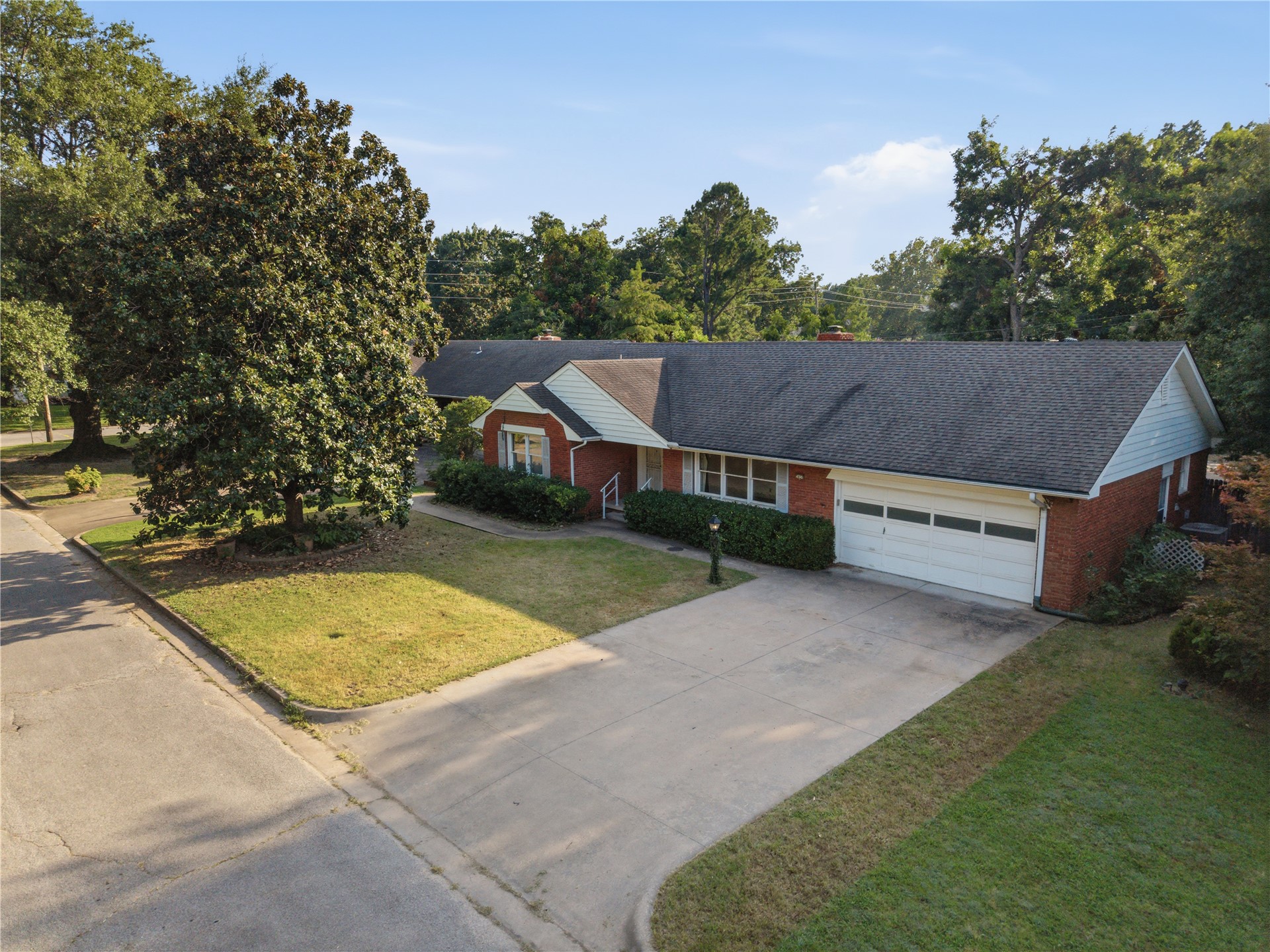 5430 S Zunis Avenue Tulsa OK 74105