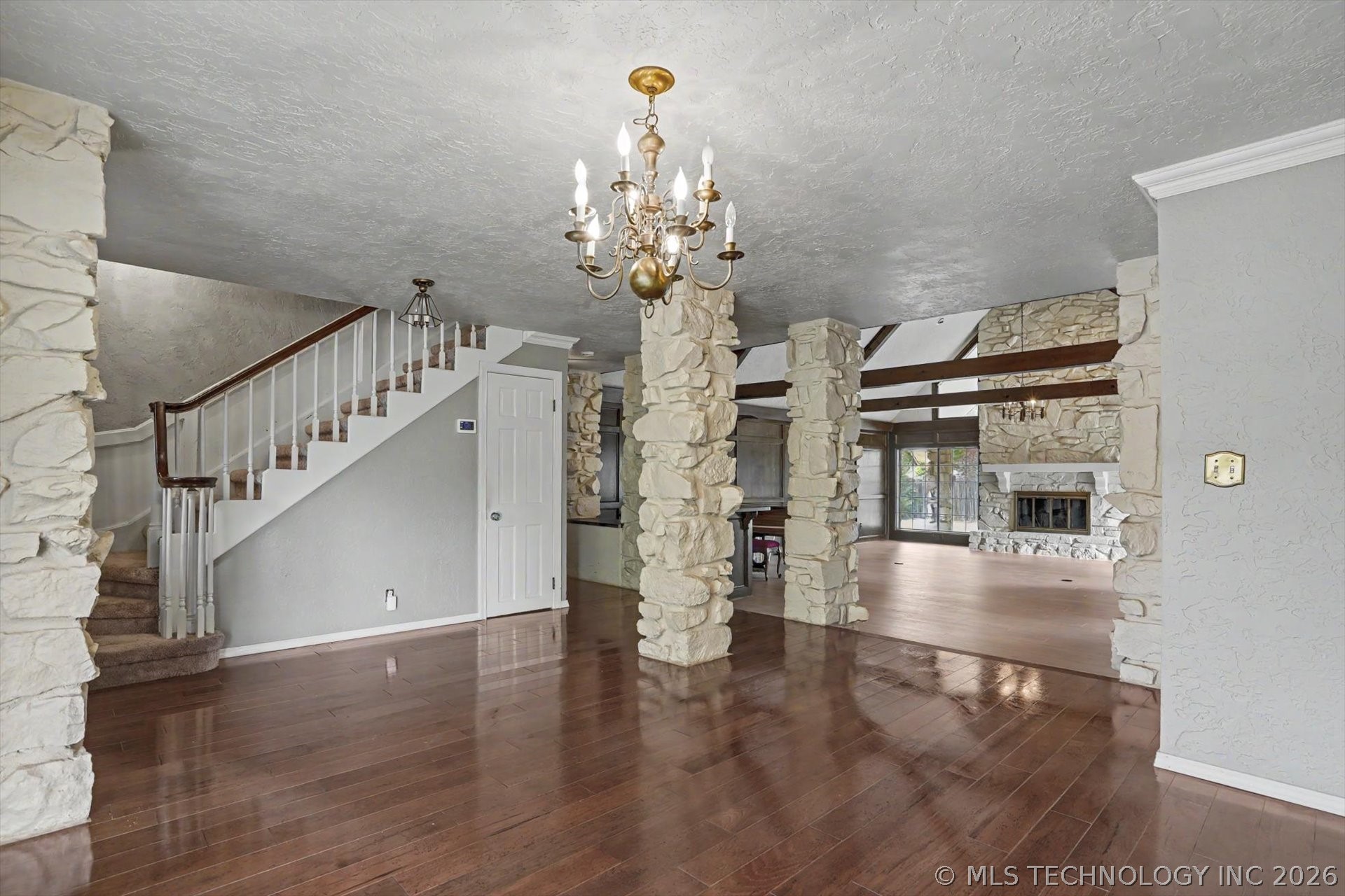 105 Mockingbird Lane Skiatook OK 74070