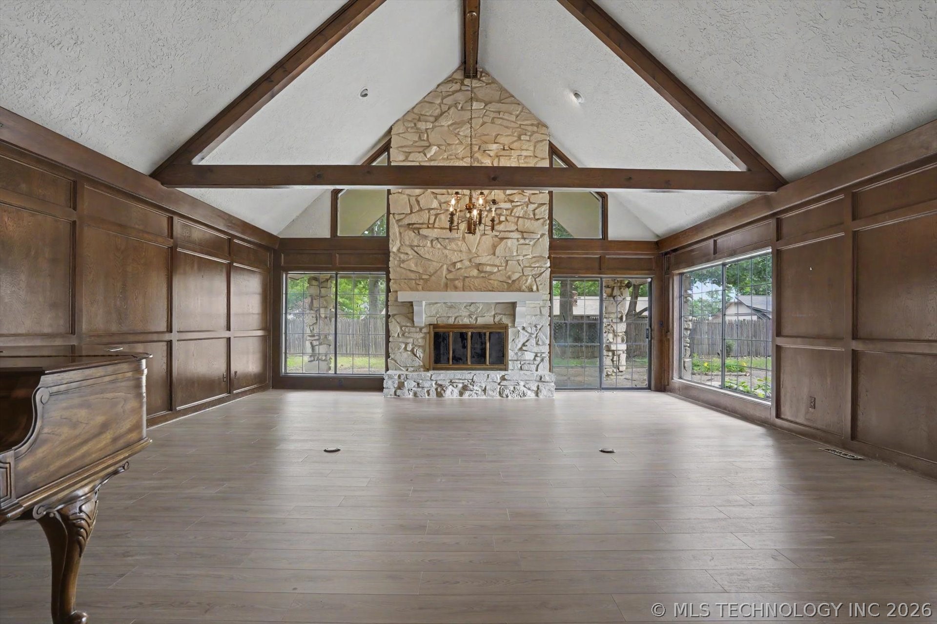105 Mockingbird Lane Skiatook OK 74070