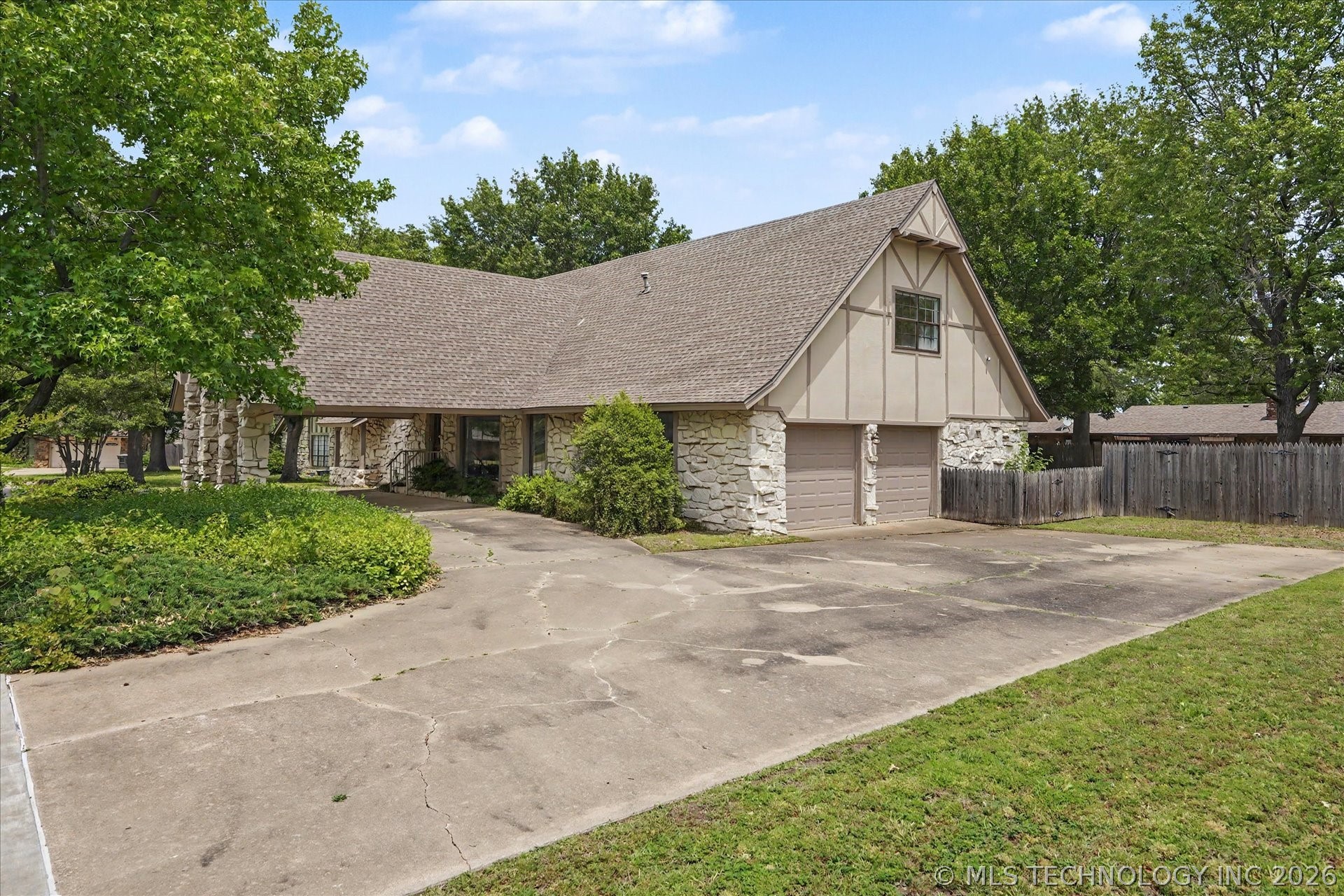 105 Mockingbird Lane Skiatook OK 74070