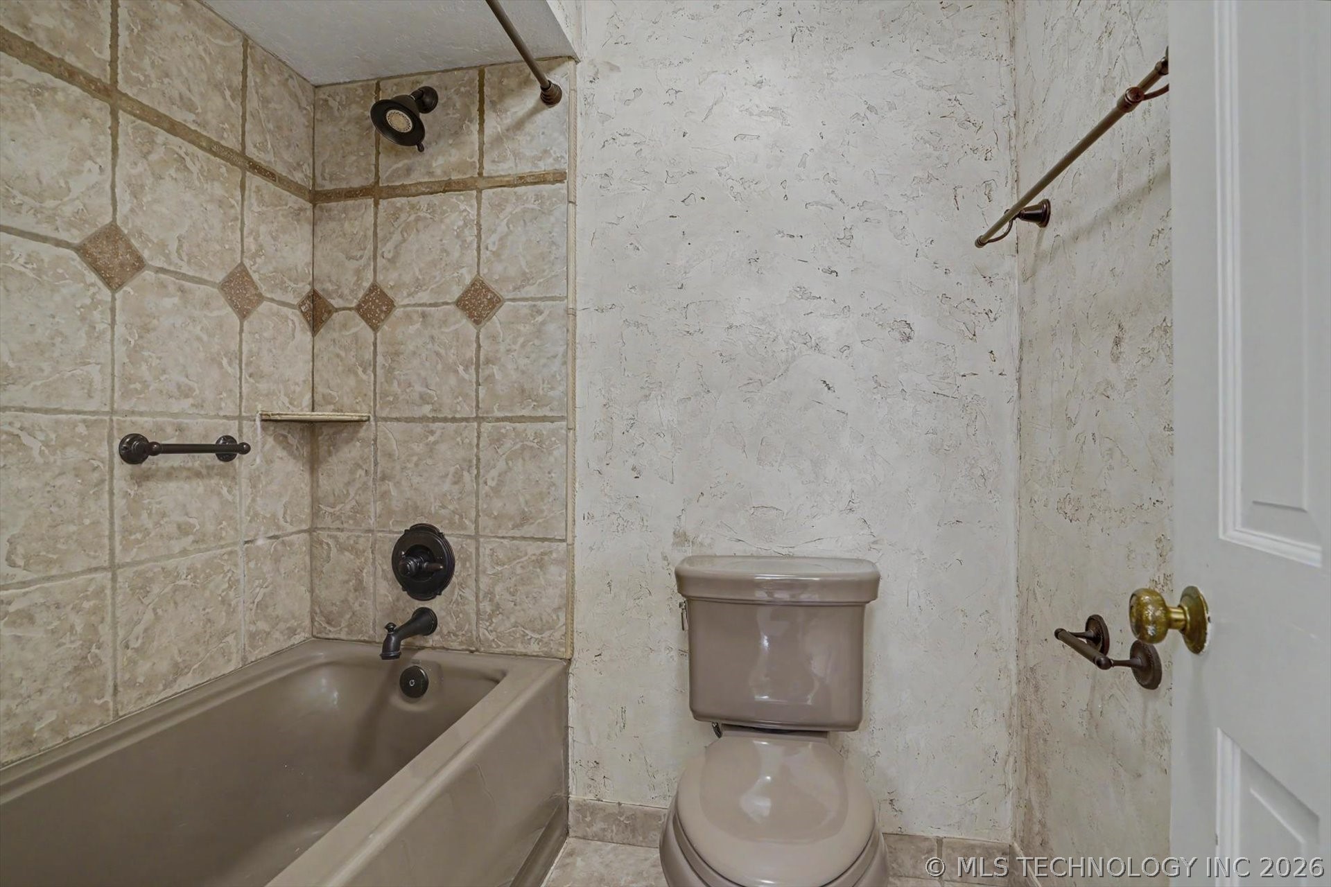105 Mockingbird Lane Skiatook OK 74070