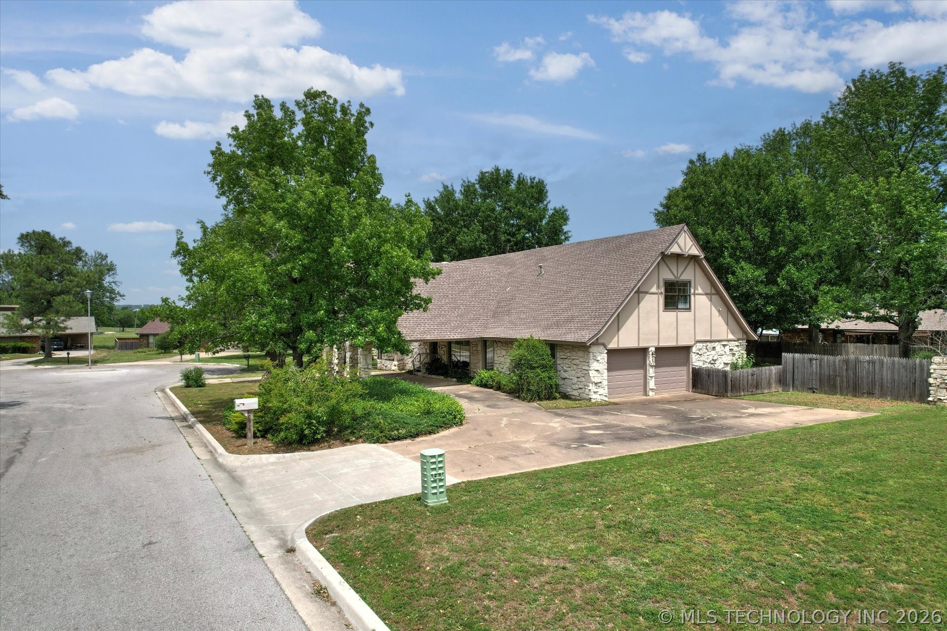 105 Mockingbird Lane Skiatook OK 74070