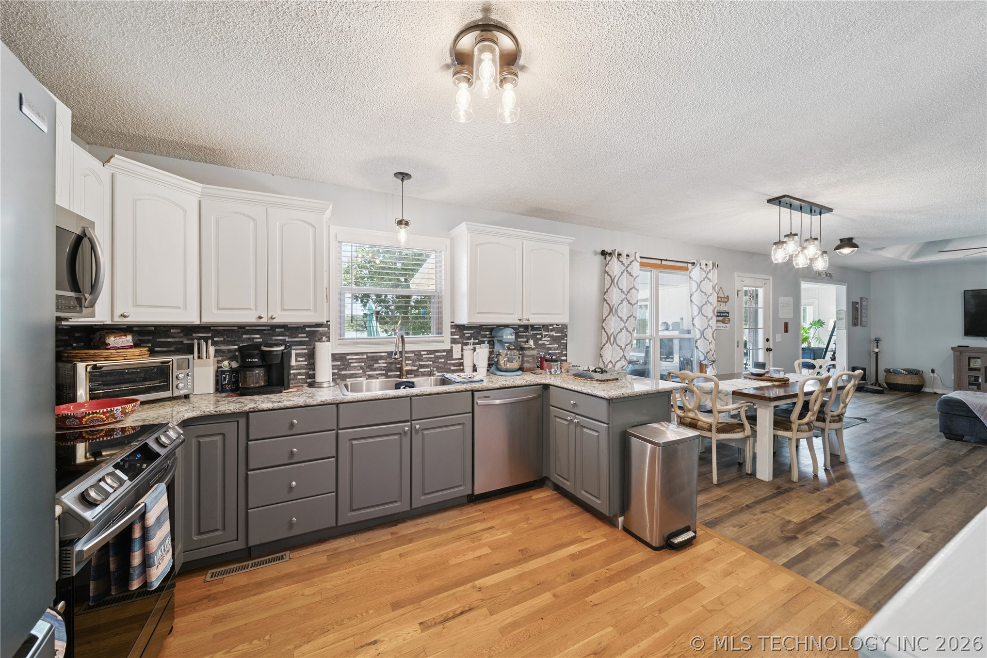 24870 S 680 Grove OK 74344