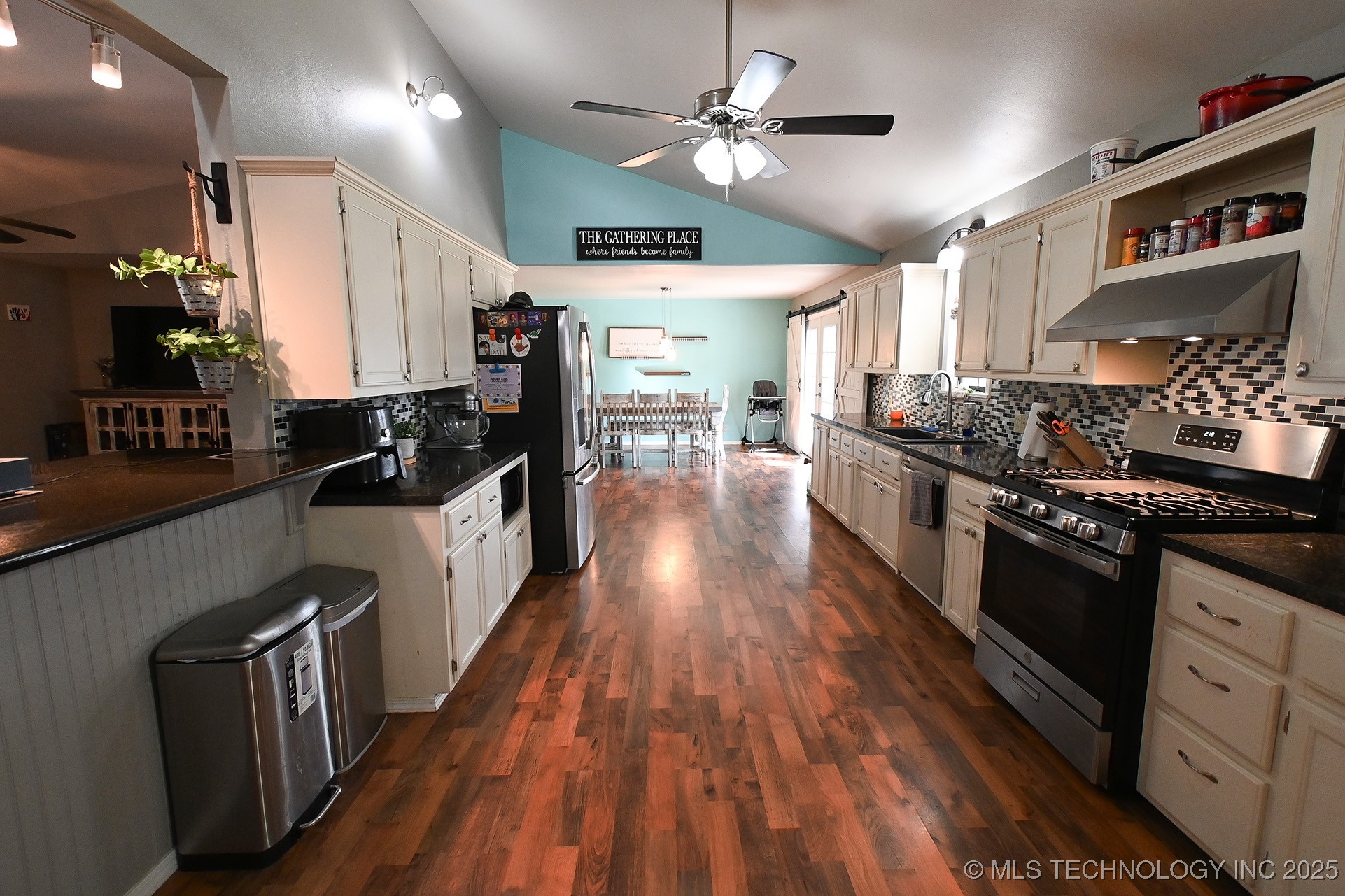 106219 S 4757 Road Muldrow OK 74948