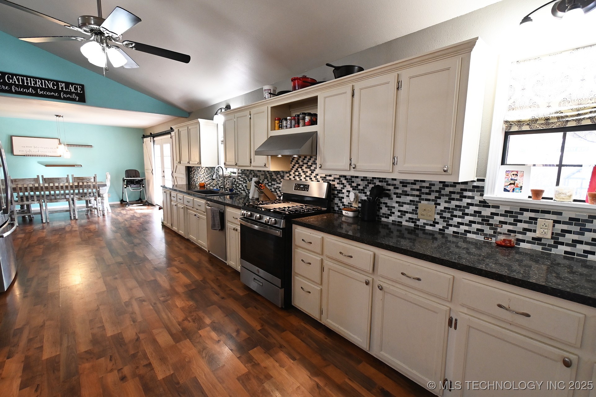 106219 S 4757 Road Muldrow OK 74948