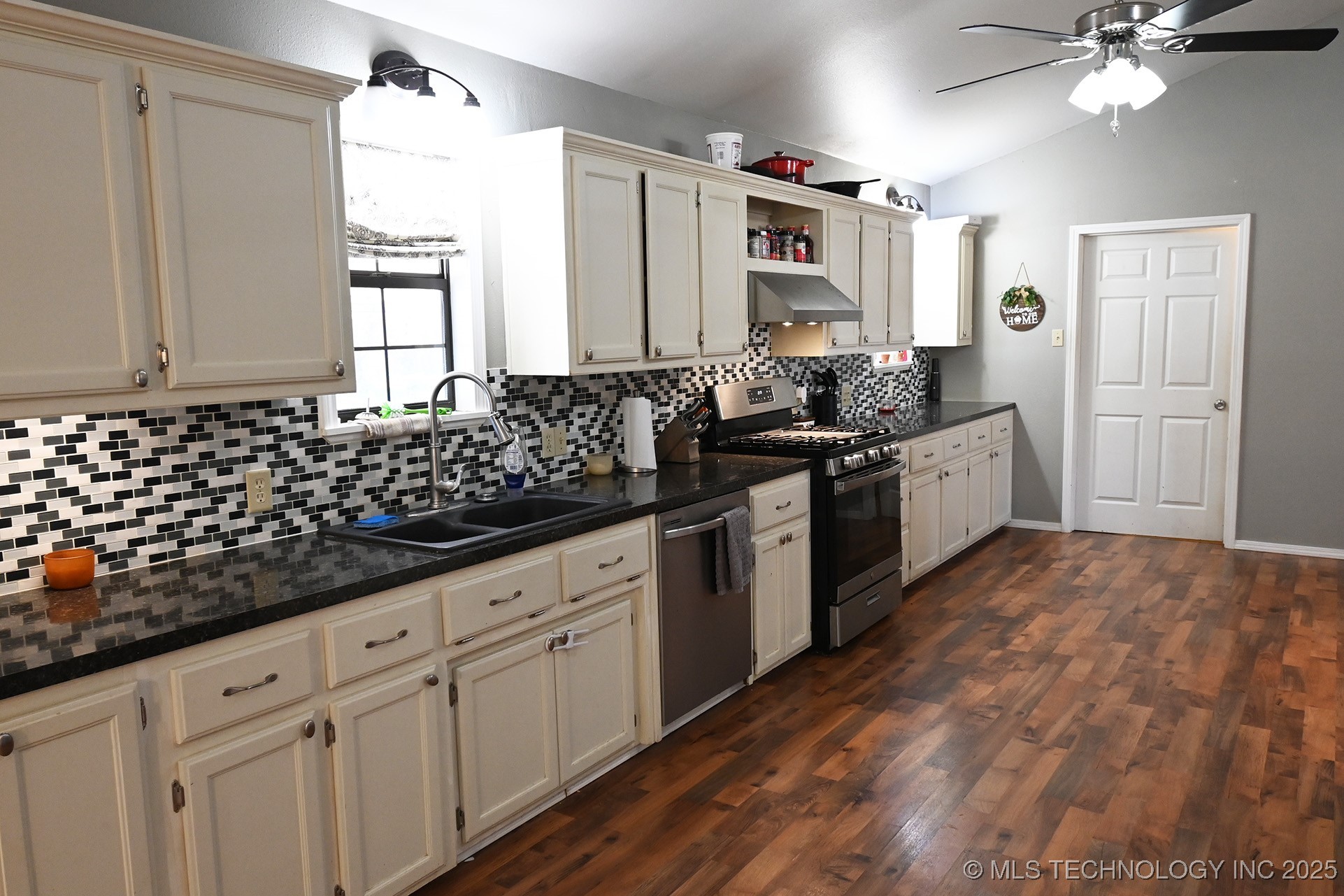 106219 S 4757 Road Muldrow OK 74948