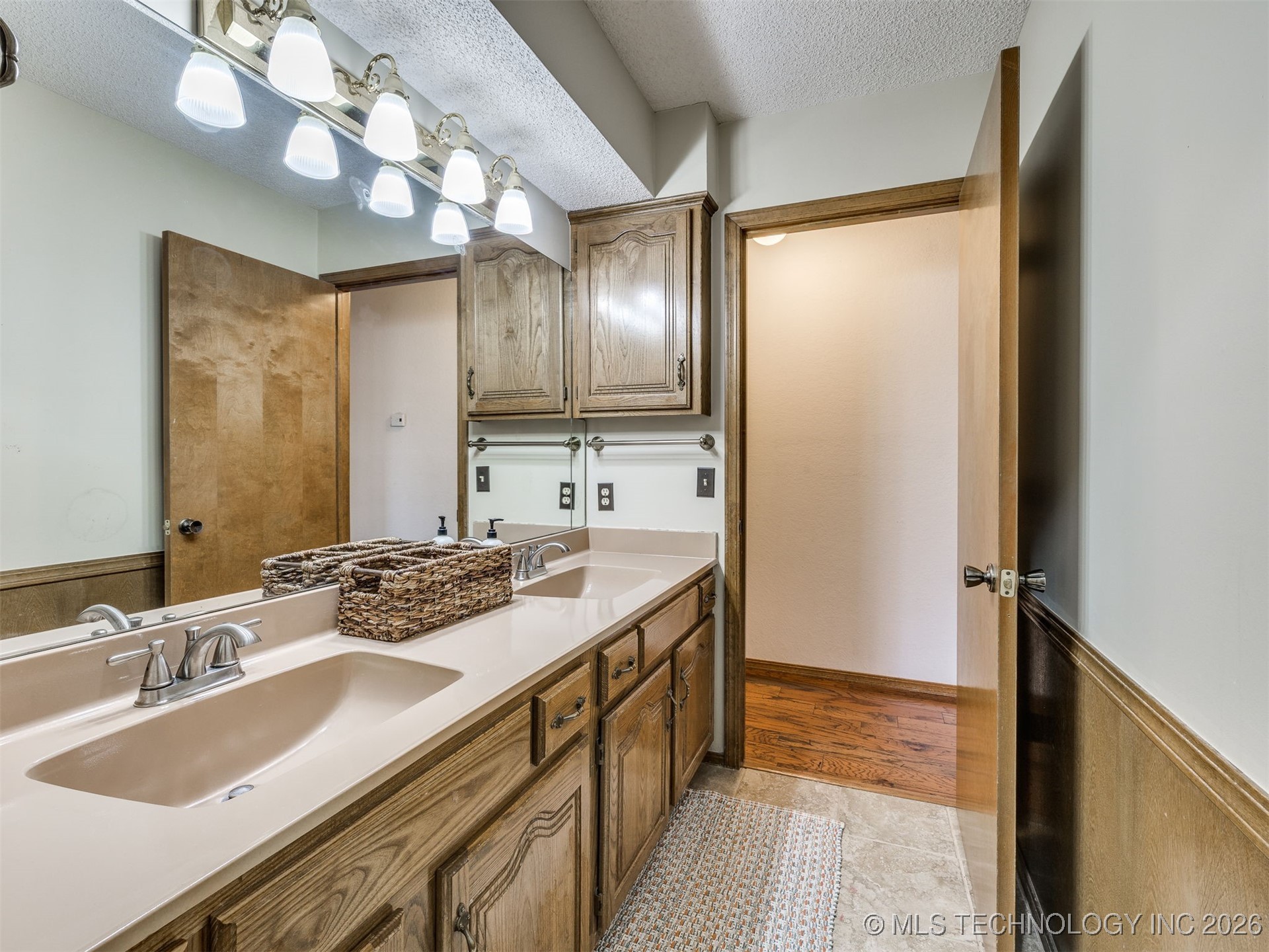 7304 E 87th Street Tulsa OK 74133