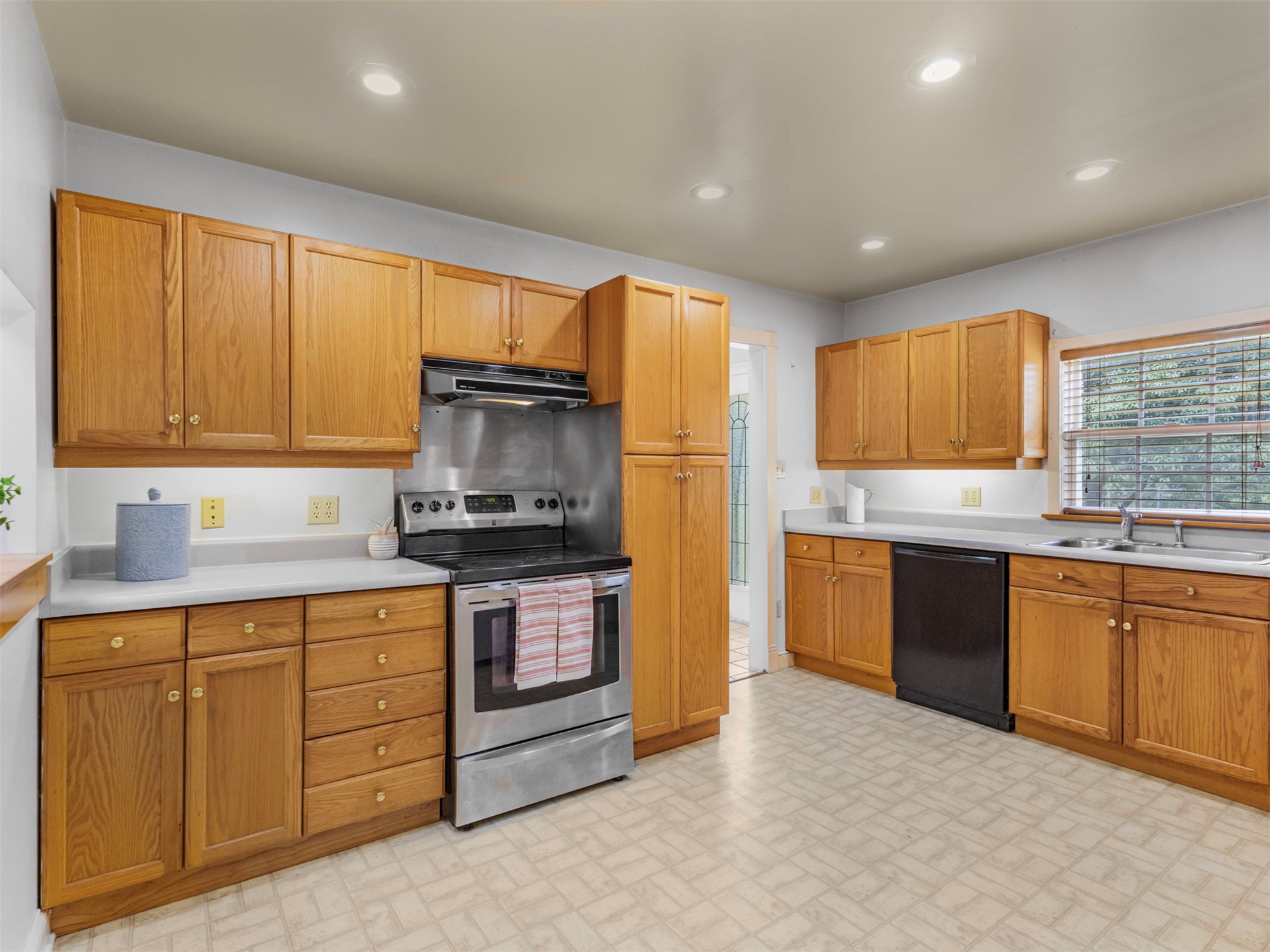 65 Sioux Circle Sand Springs OK 74063