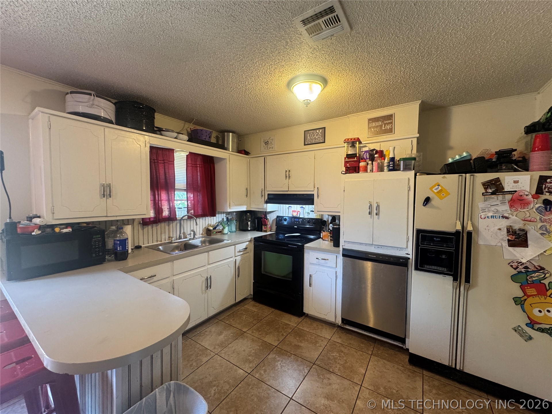 16 Wisteria Lone Grove OK 73443