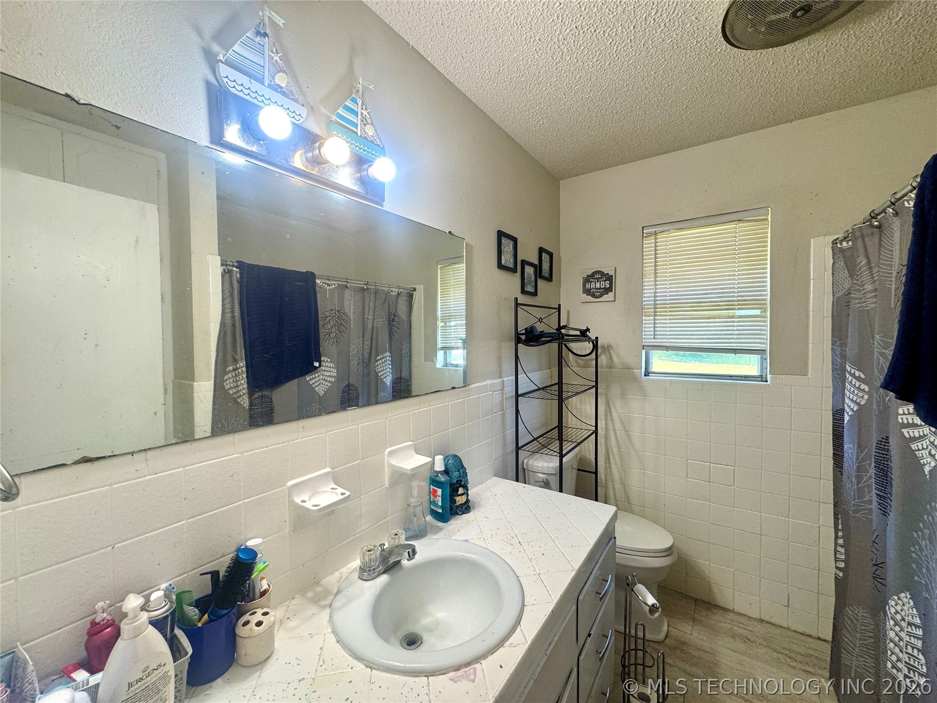 16 Wisteria Lone Grove OK 73443
