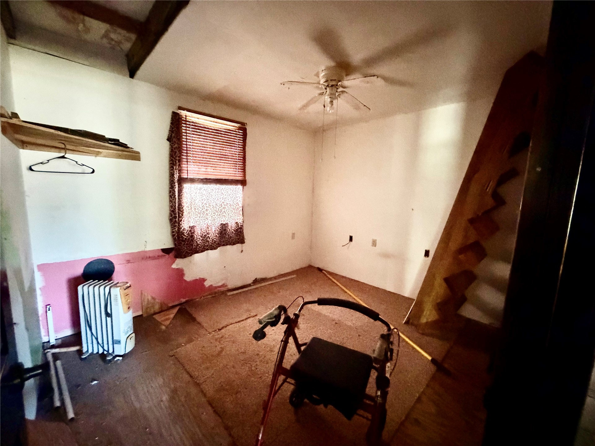 16508 Round Mountain Road Howe OK 74940