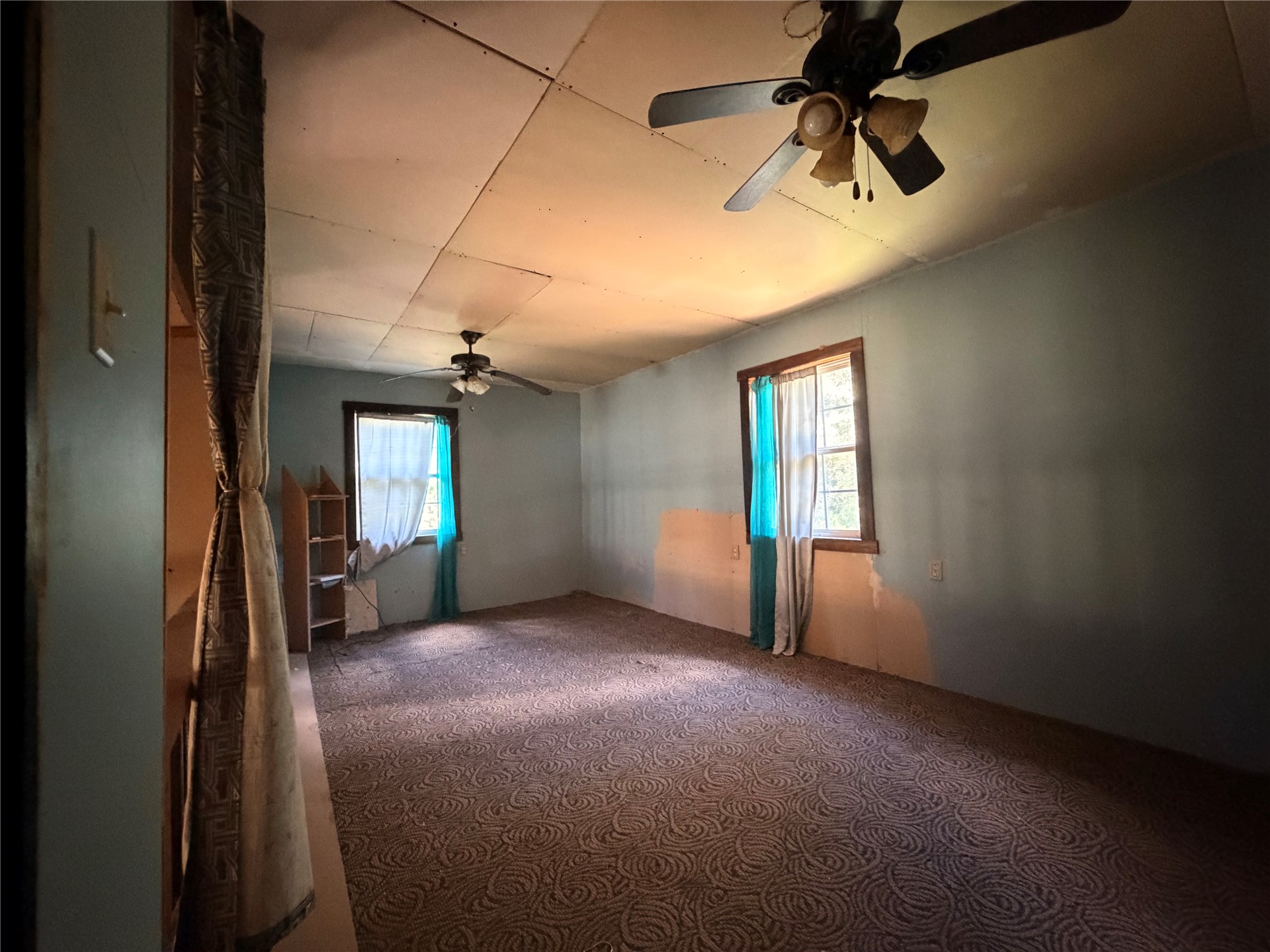 16508 Round Mountain Road Howe OK 74940