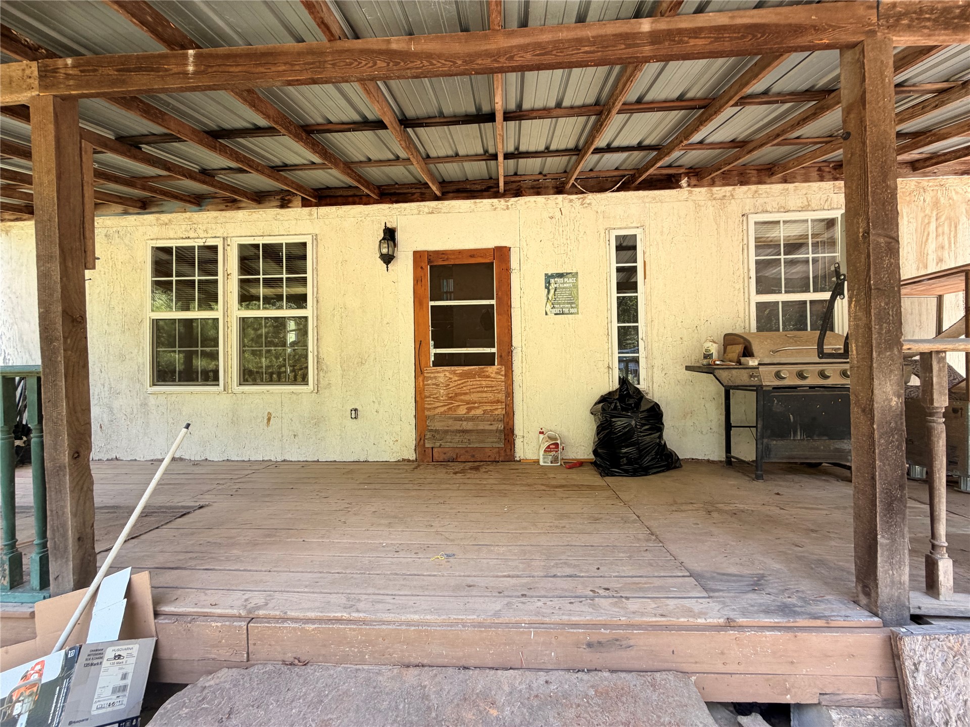 16508 Round Mountain Road Howe OK 74940