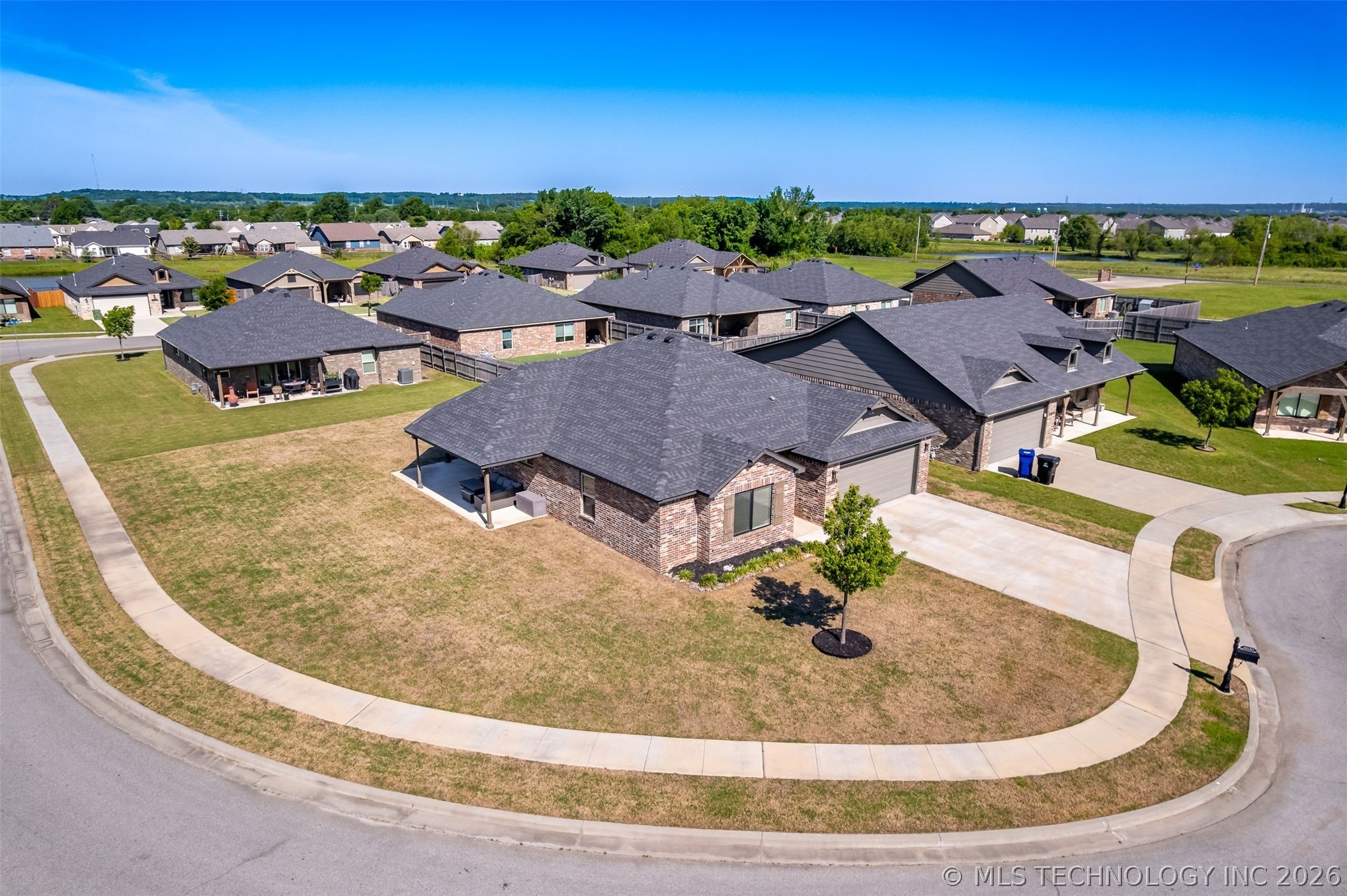 3630 E Cherryhill Court Broken Arrow OK 74014