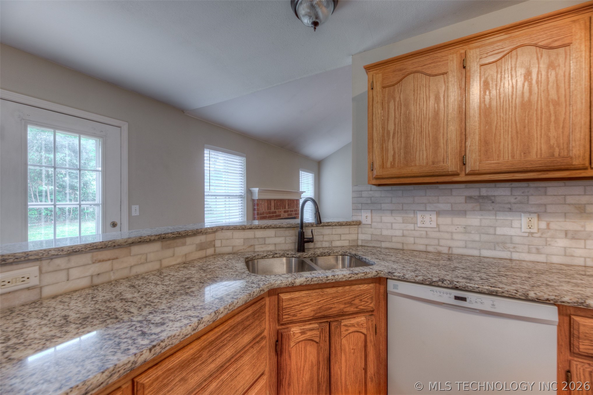 211 W Utica Place Broken Arrow OK 74011