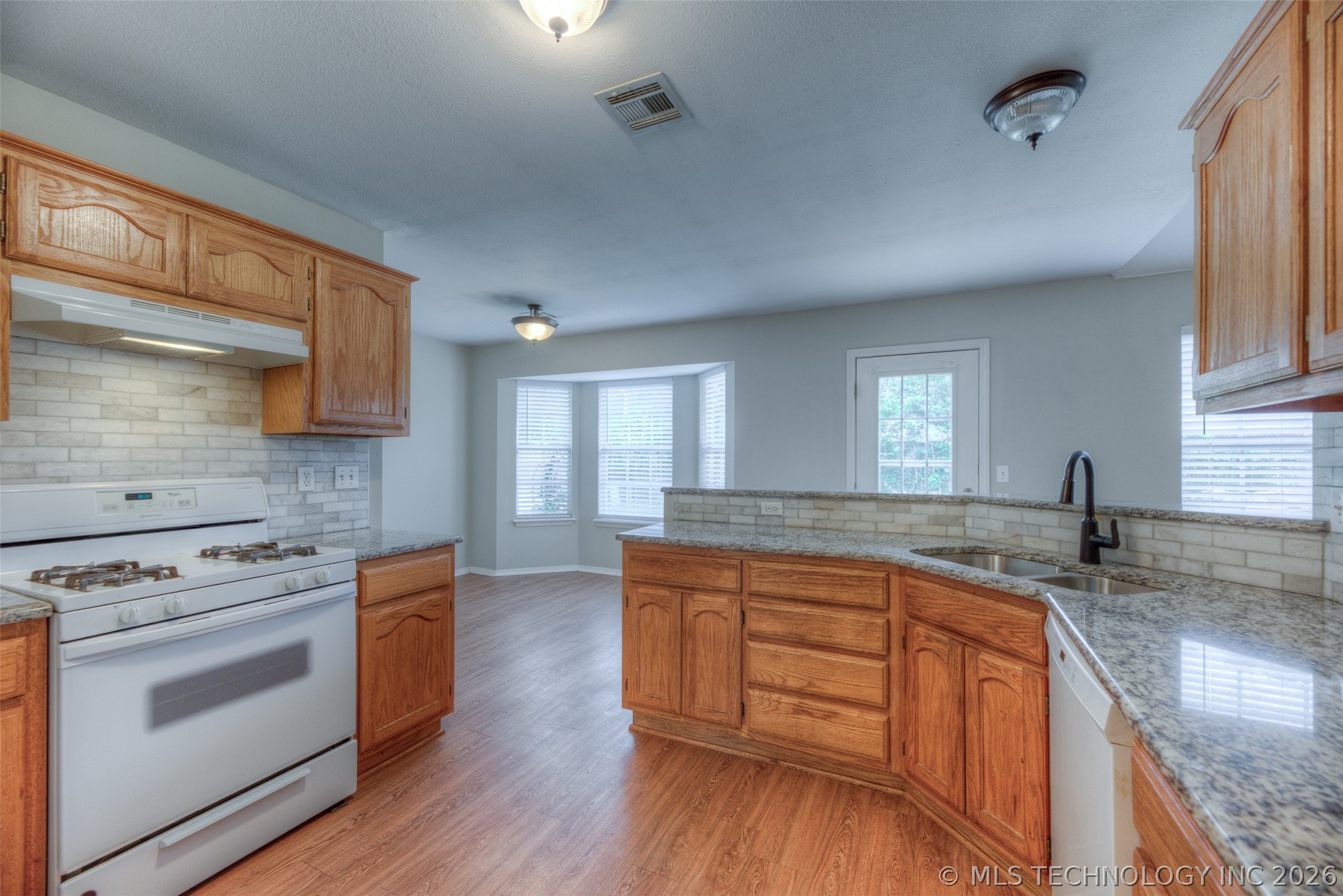 211 W Utica Place Broken Arrow OK 74011
