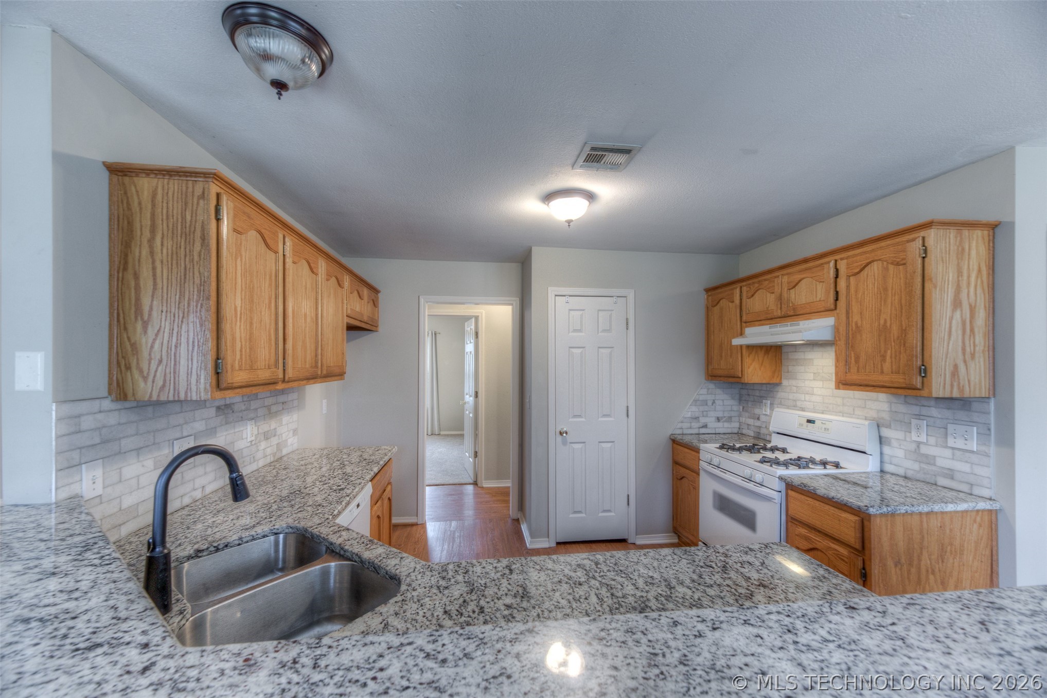 211 W Utica Place Broken Arrow OK 74011